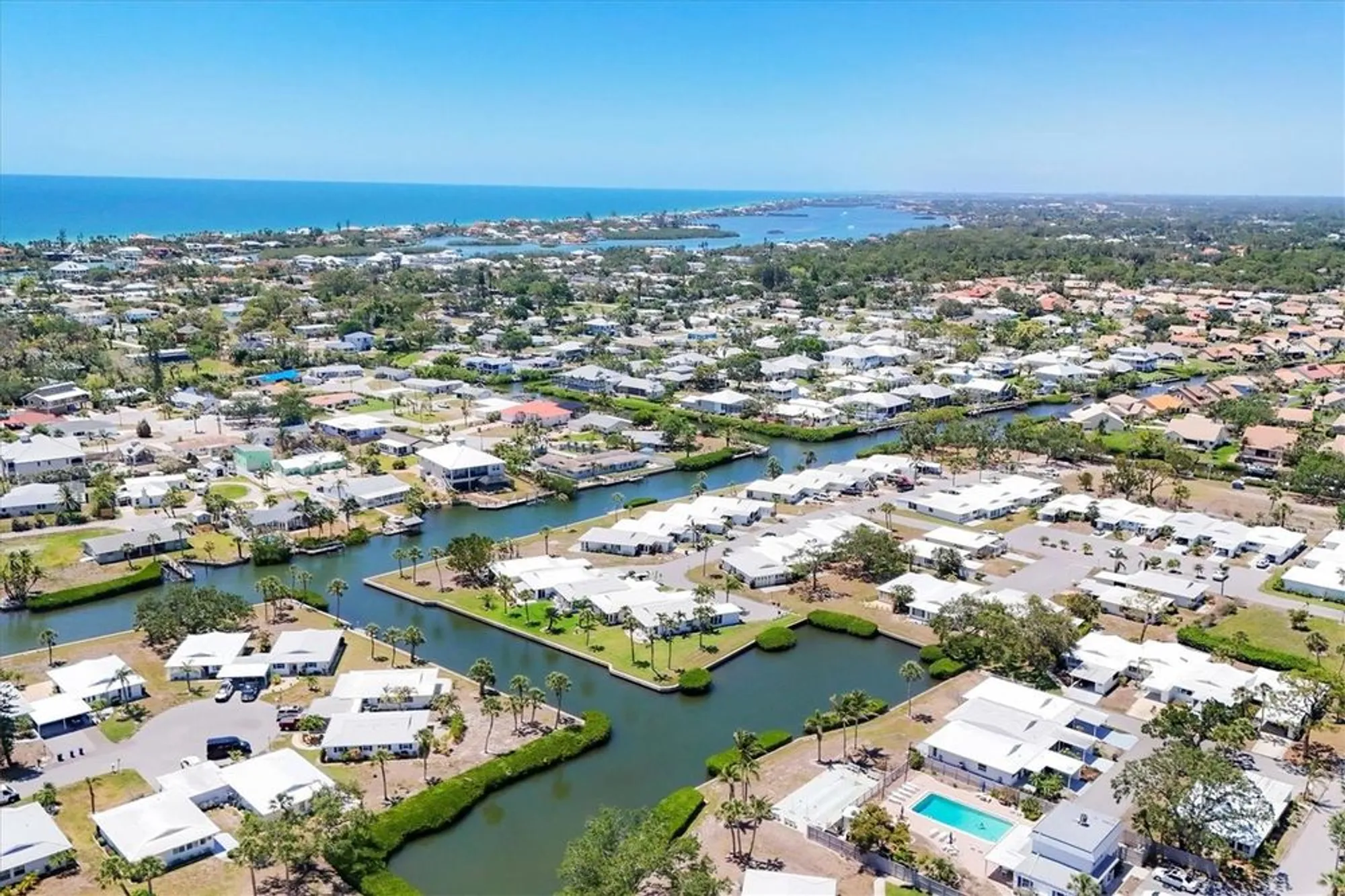 Property Slideshow image 52 of 53 | 608 fair winds dr, Nokomis, FL, 34275