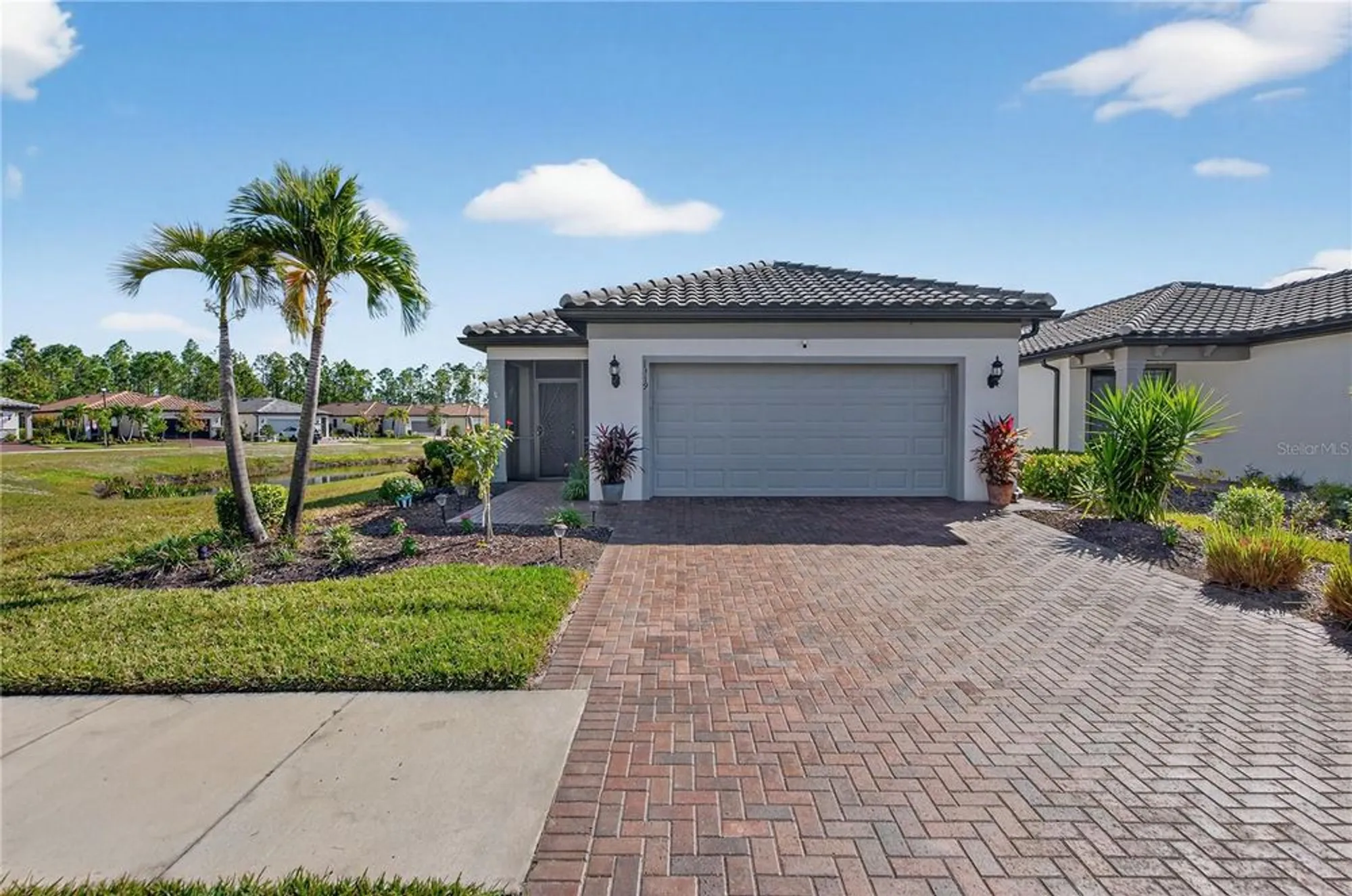 Property Slideshow image 2 of 70 | 1319 raspberry dr, North Port, FL, 34289