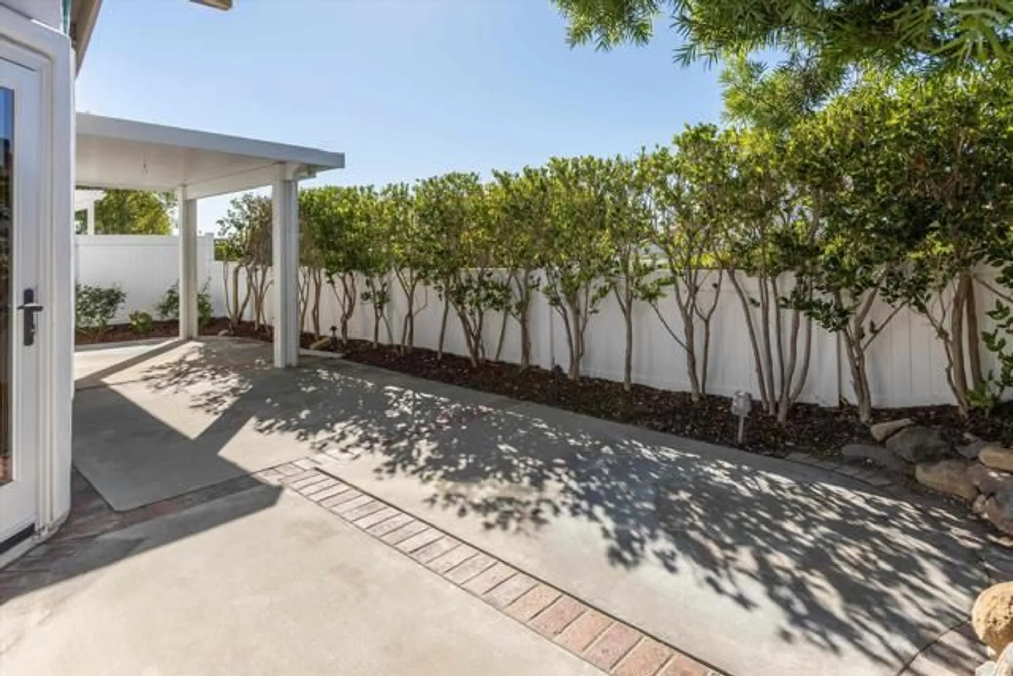 Property Slideshow image 9 of 37 | 4815 galicia way, Oceanside, CA, 92056