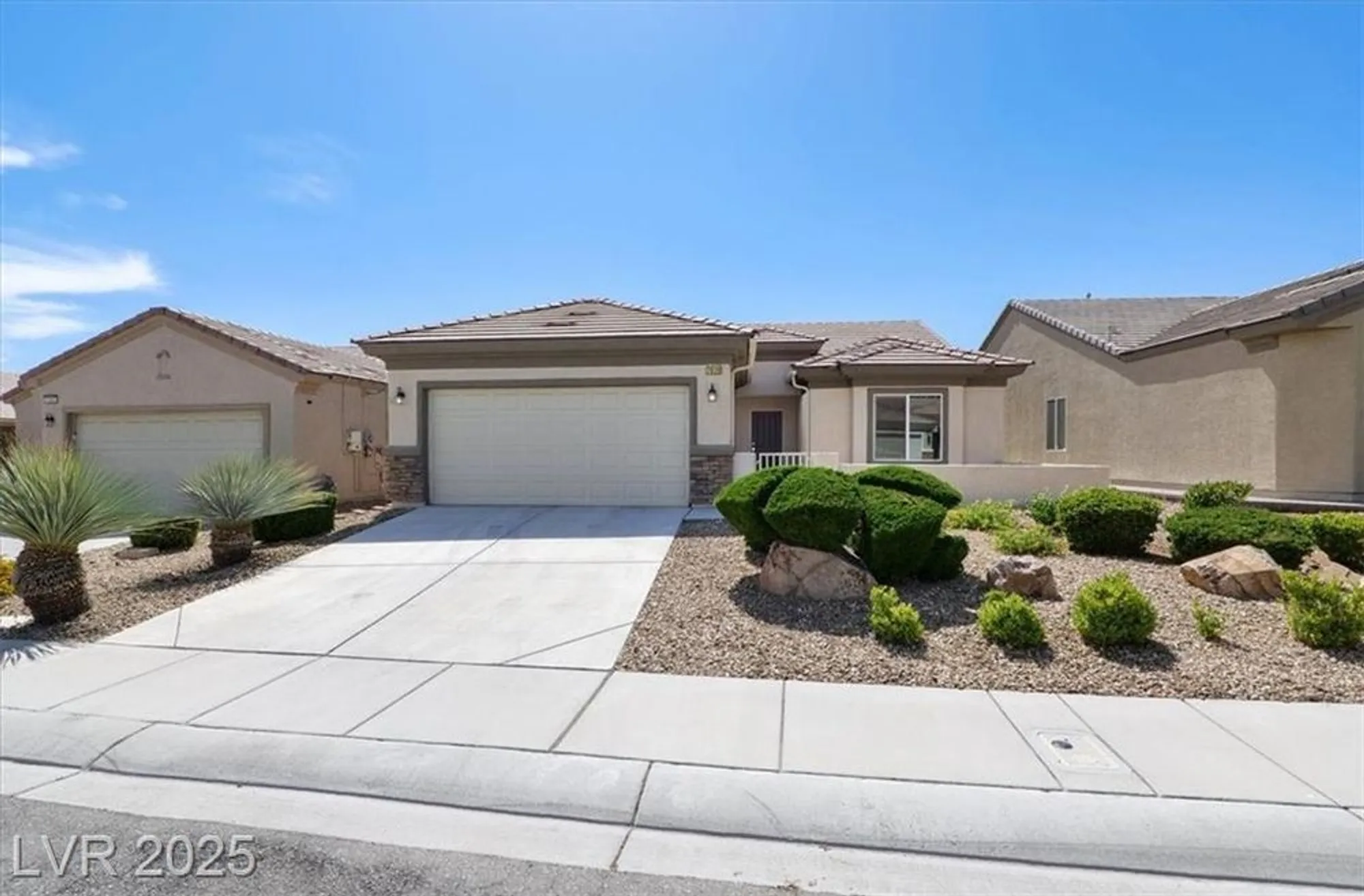 Property Slideshow image 25 of 52 | 7839 lyrebird dr, North Las Vegas, NV, 89084