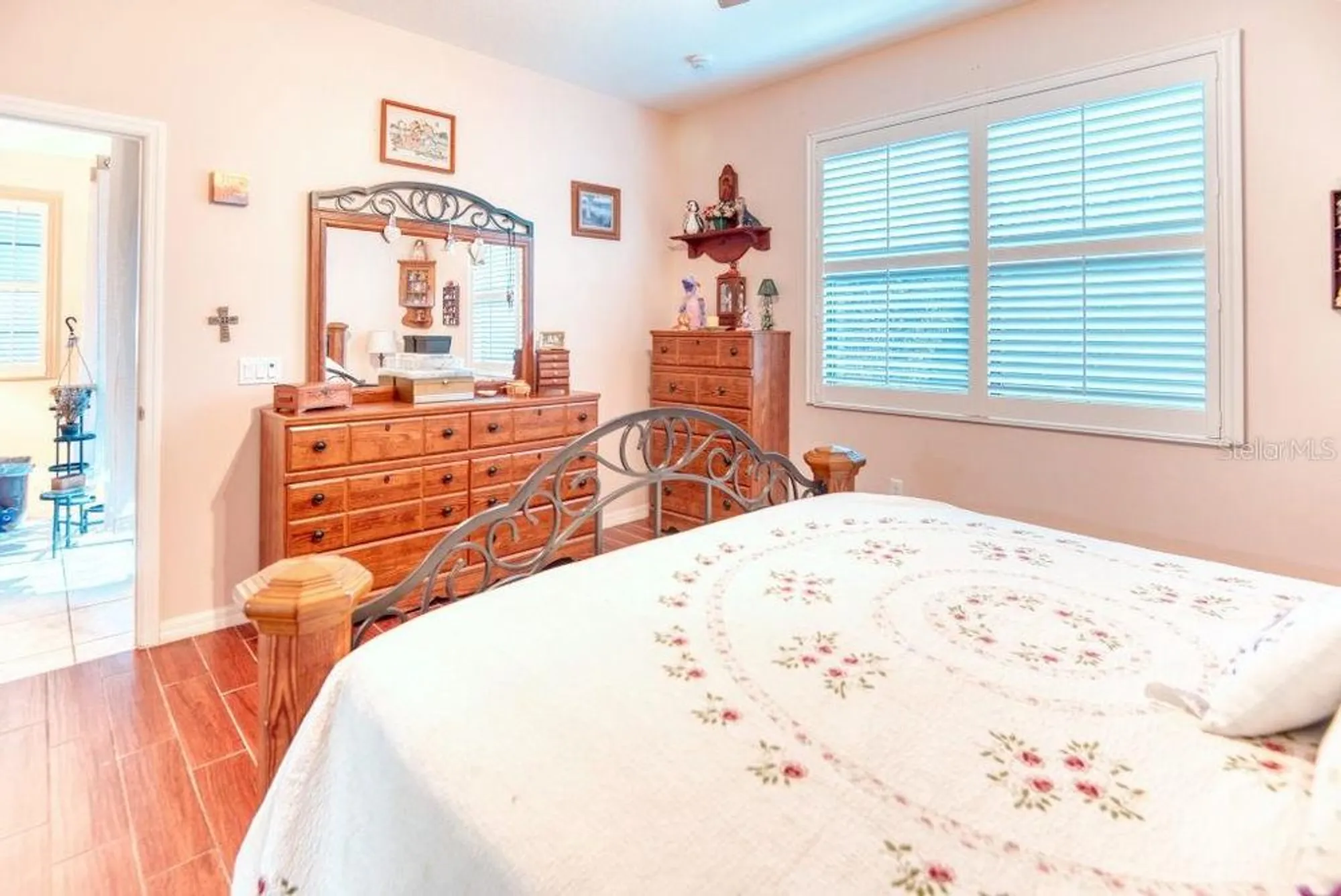 Property Slideshow image 21 of 61 | 640 grand canal dr, Kissimmee, FL, 34759
