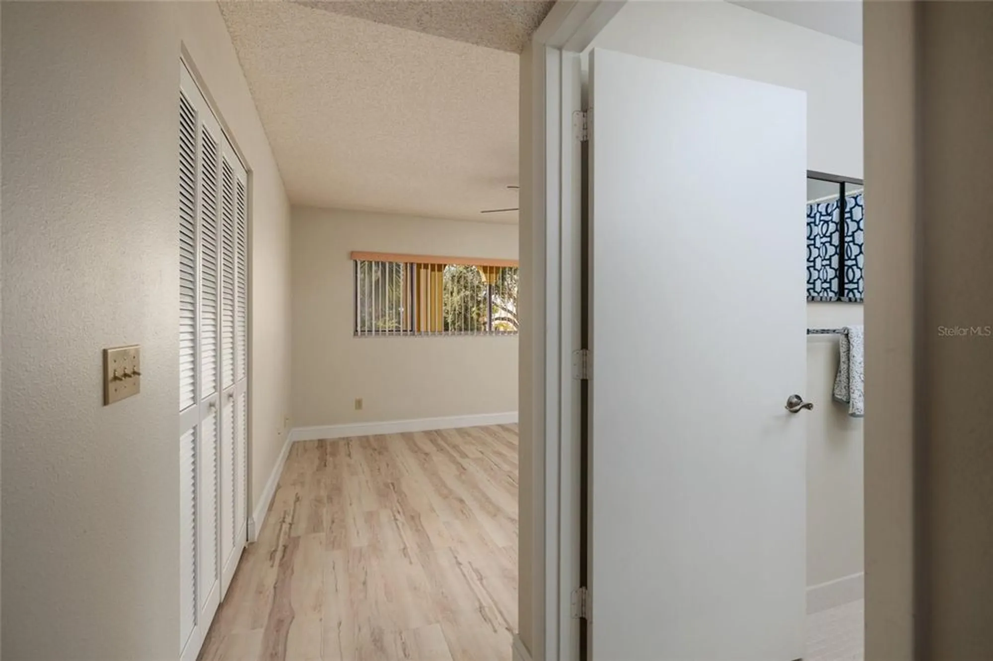 Property Slideshow image 13 of 61 | 2220 spanish dr 36, Clearwater, FL, 33763