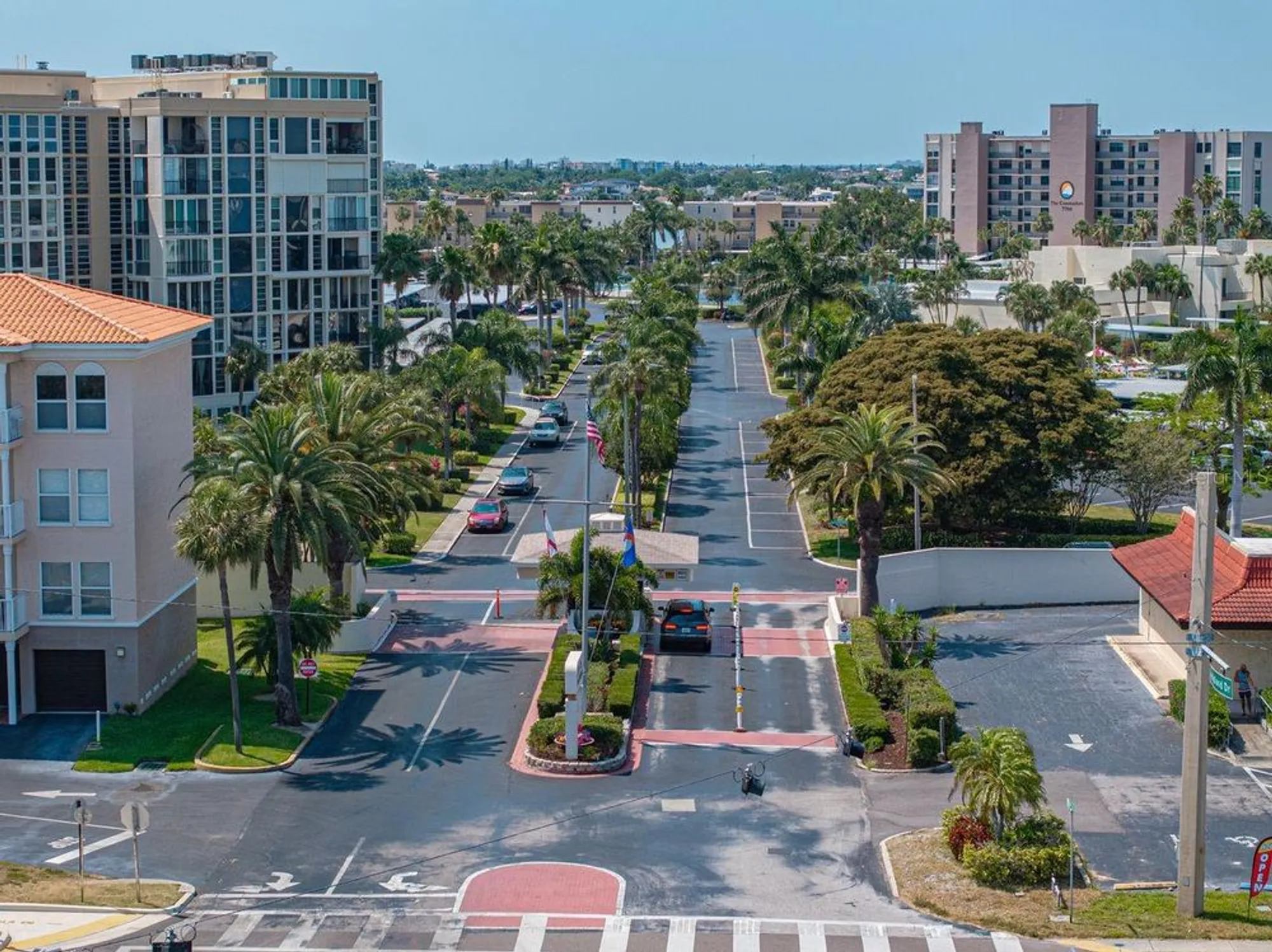 Property Slideshow image 47 of 80 | 7600 sun island dr 703, South Pasadena, FL, 33707