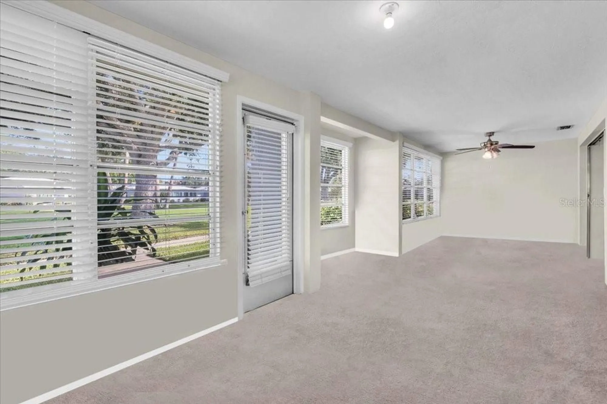 Property Slideshow image 11 of 31 | 3140 village green dr # 1119, Sarasota, FL, 34239