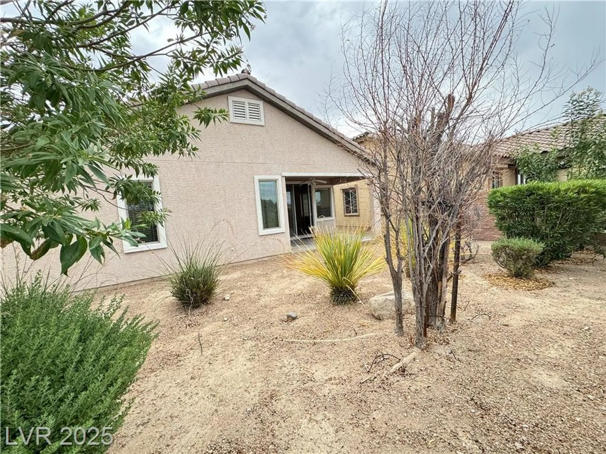 Property Slideshow image 16 of 64 | 5913 saratoga reserve st, North Las Vegas, NV, 89081