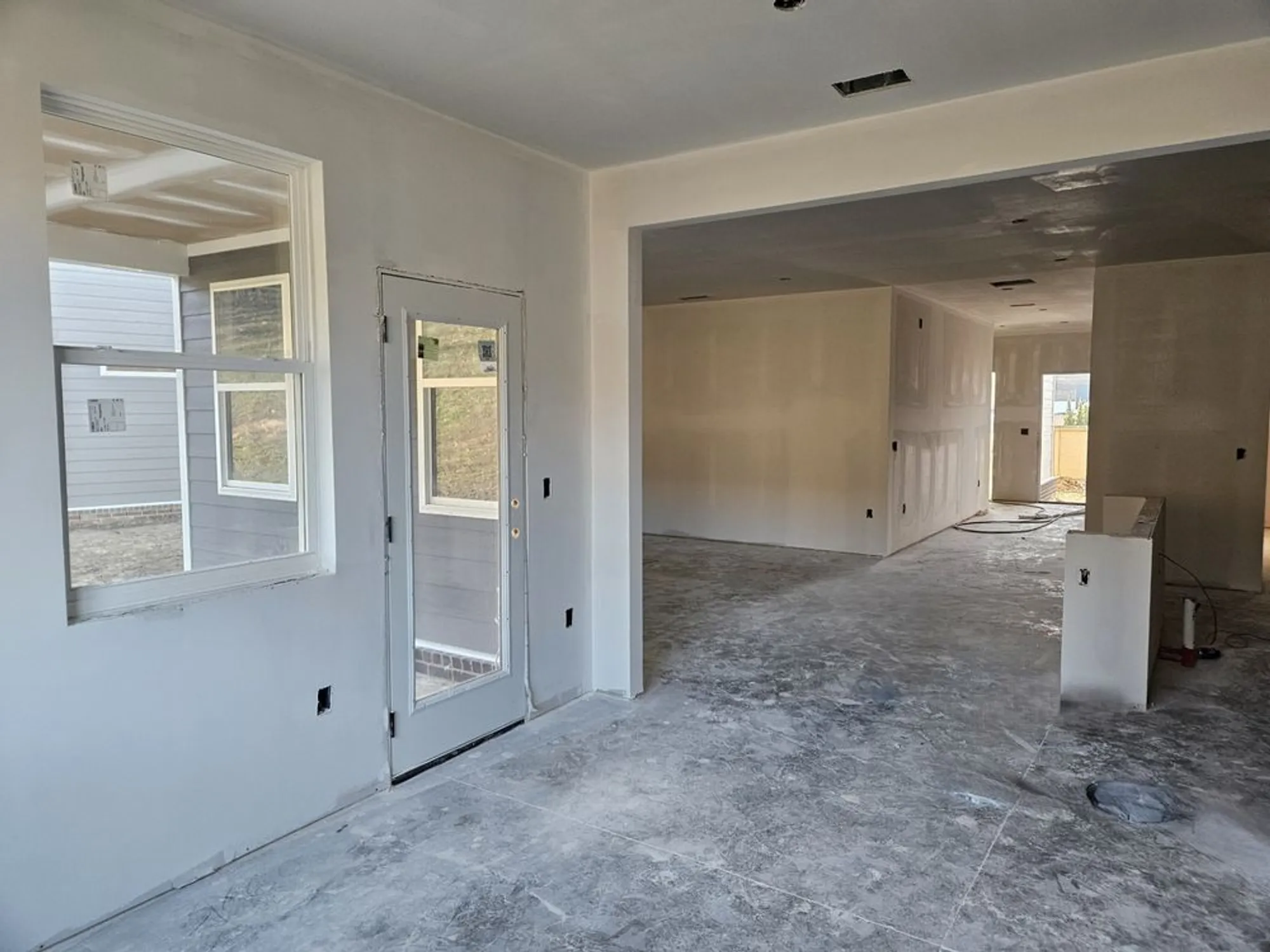 Property Slideshow image 15 of 27 | 360 stonehaus cir, Antioch, TN, 37013