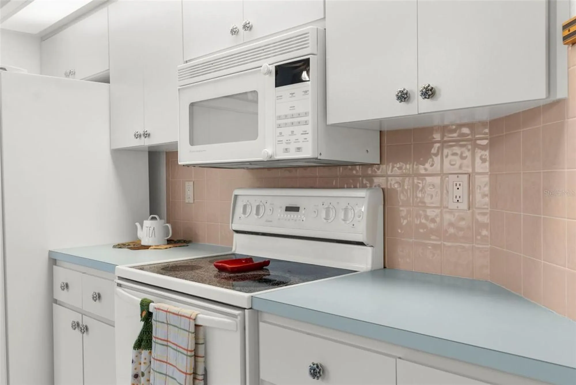 Property Slideshow image 9 of 31 | 9426 mississippi run, Weeki Wachee, FL, 34613