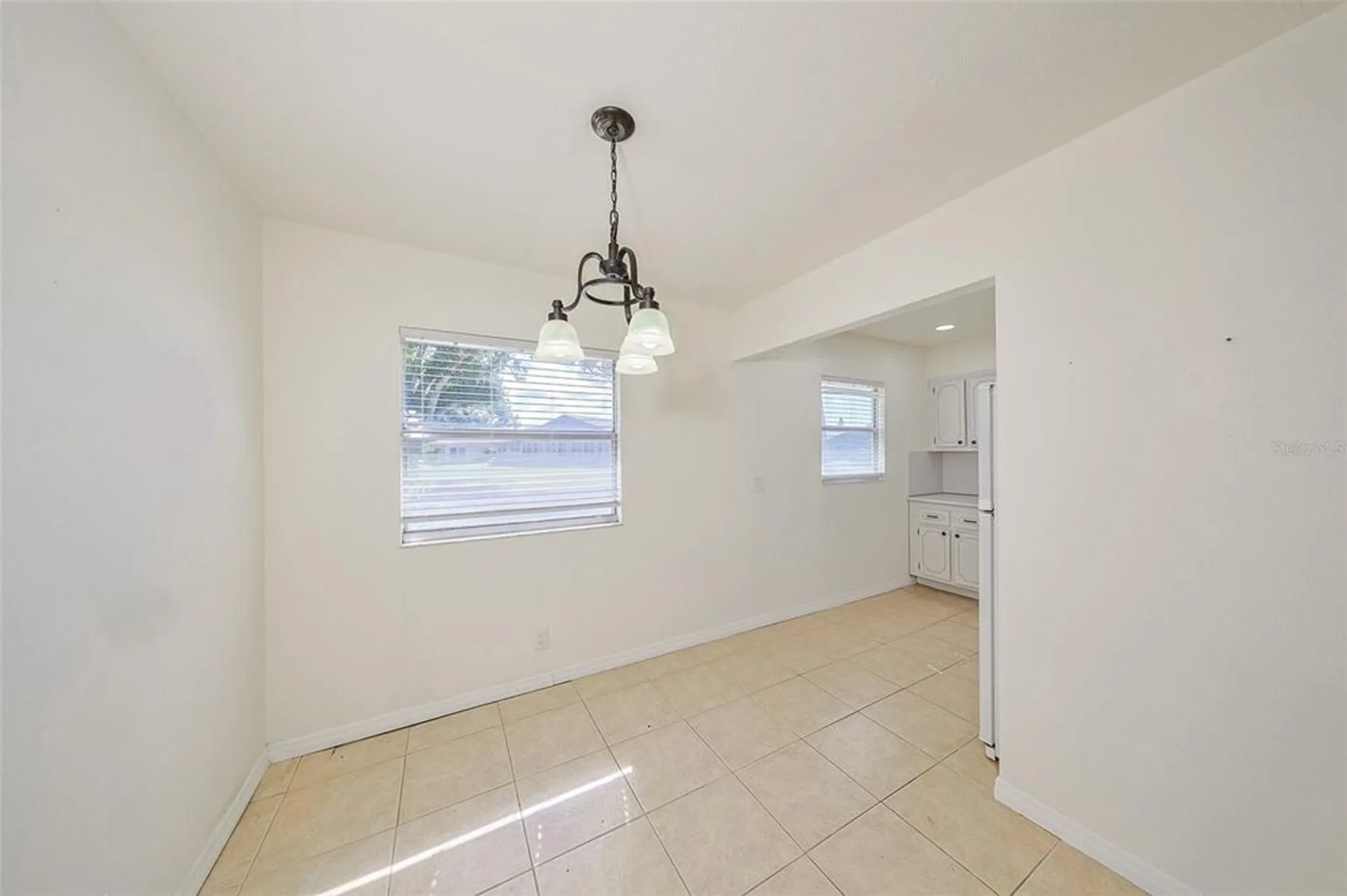 Property Slideshow image 12 of 59 | 202 bedford st 72, Sun City Center, FL, 33573