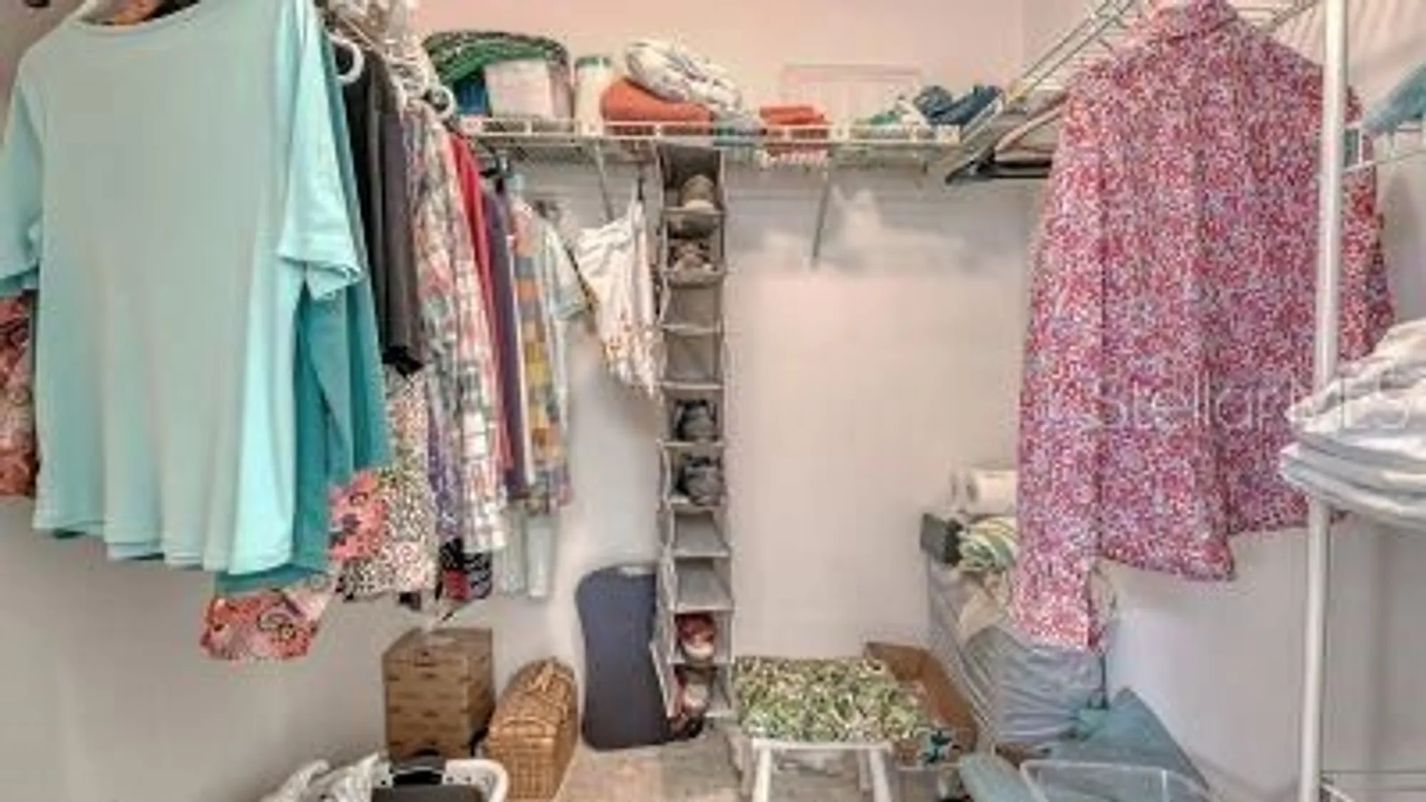 Property Slideshow image 20 of 37 | 7170 wood creek dr # 40, Sarasota, FL, 34231