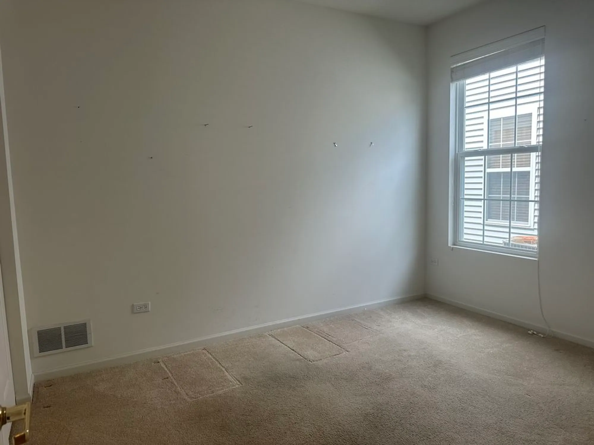 Property Slideshow image 9 of 16 | 13053 dearborn trl, Huntley, IL, 60142