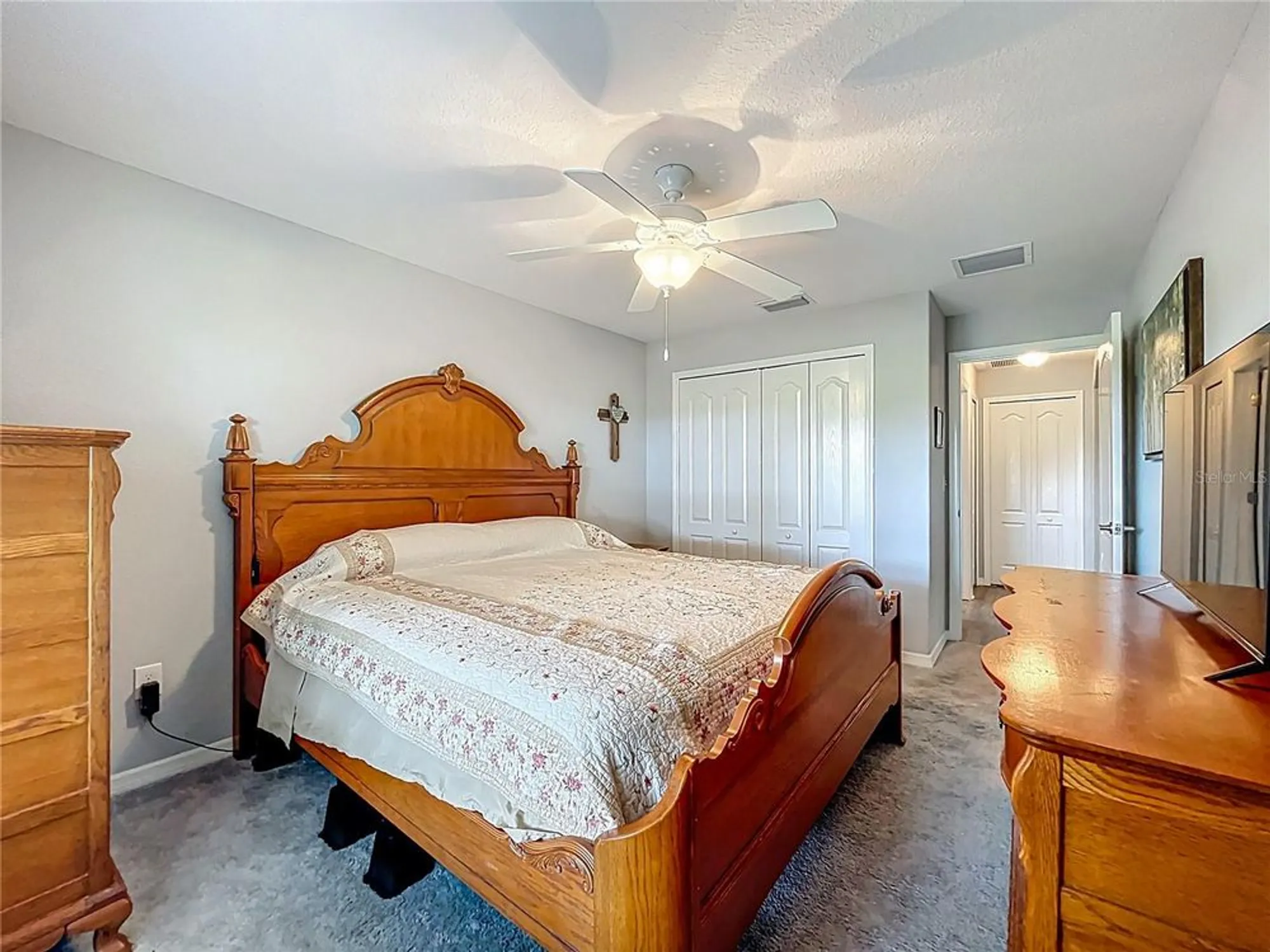Property Slideshow image 22 of 49 | 27327 roanoke dr, Leesburg, FL, 34748