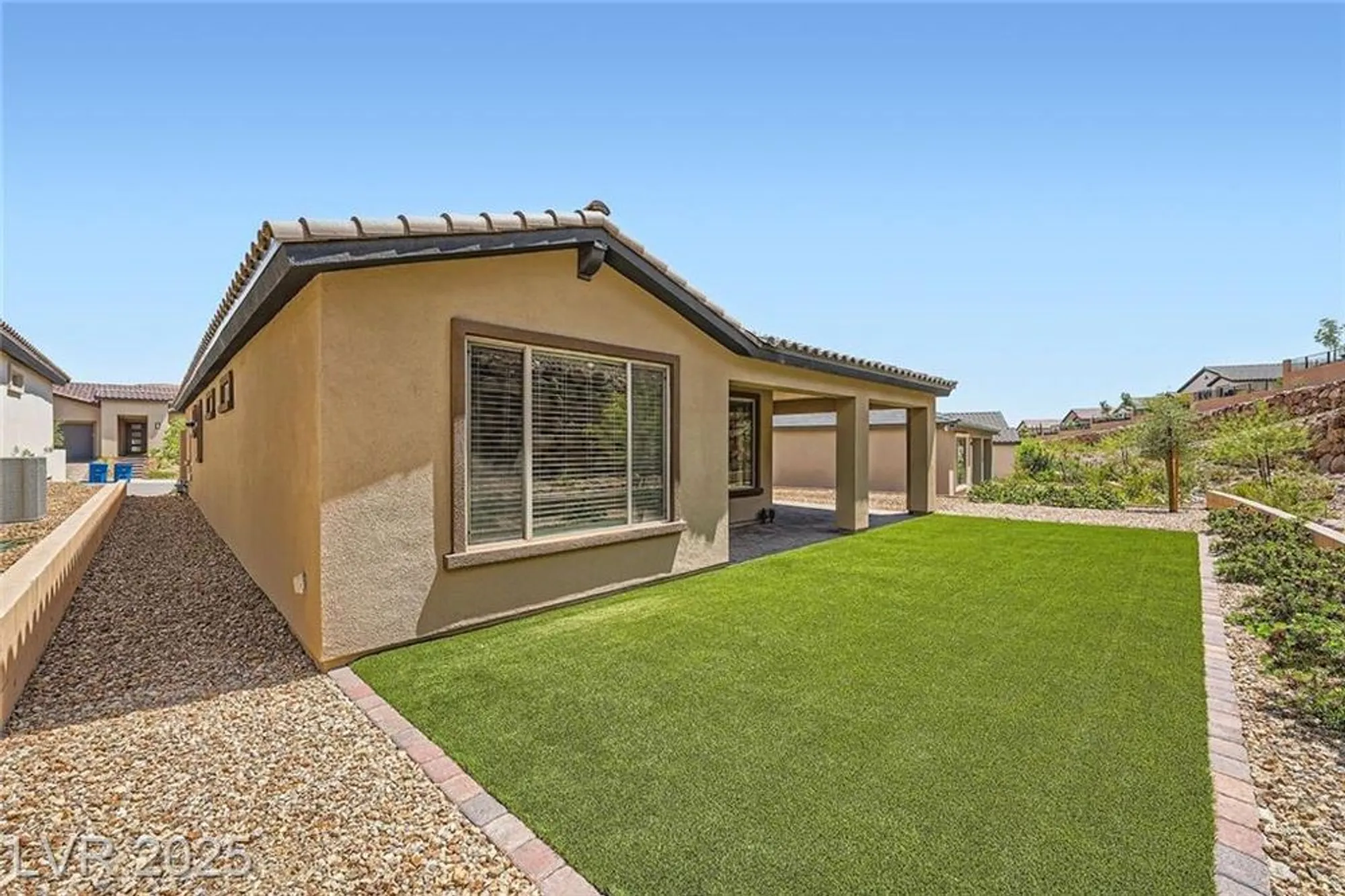 Property Slideshow image 28 of 36 | 243 sun glaze ave, Henderson, NV, 89011