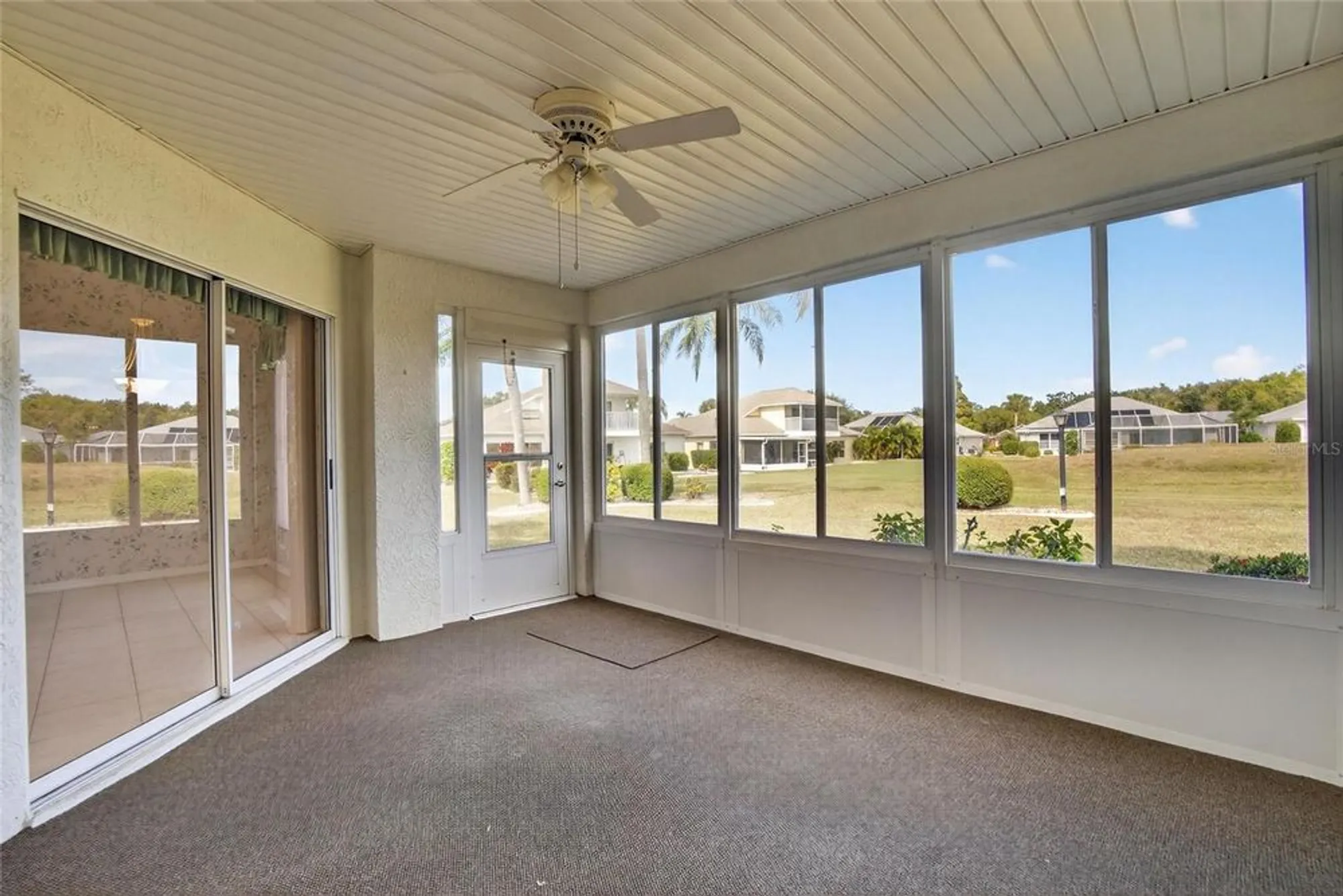 Property Slideshow image 27 of 50 | 331 caloosa palms ct, Sun City Center, FL, 33573