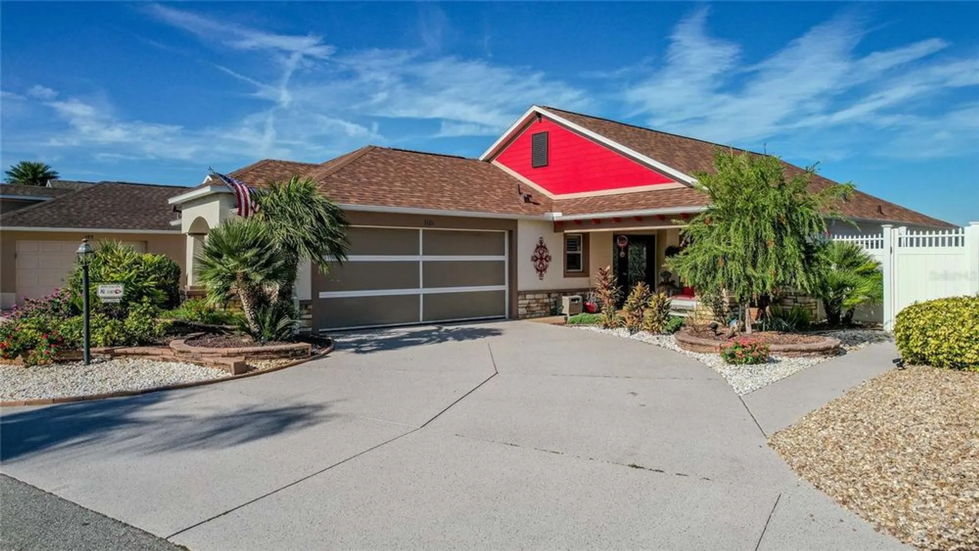 Property Slideshow image 1 of 86 | 1181 edgewater ln, The Villages, FL, 32162