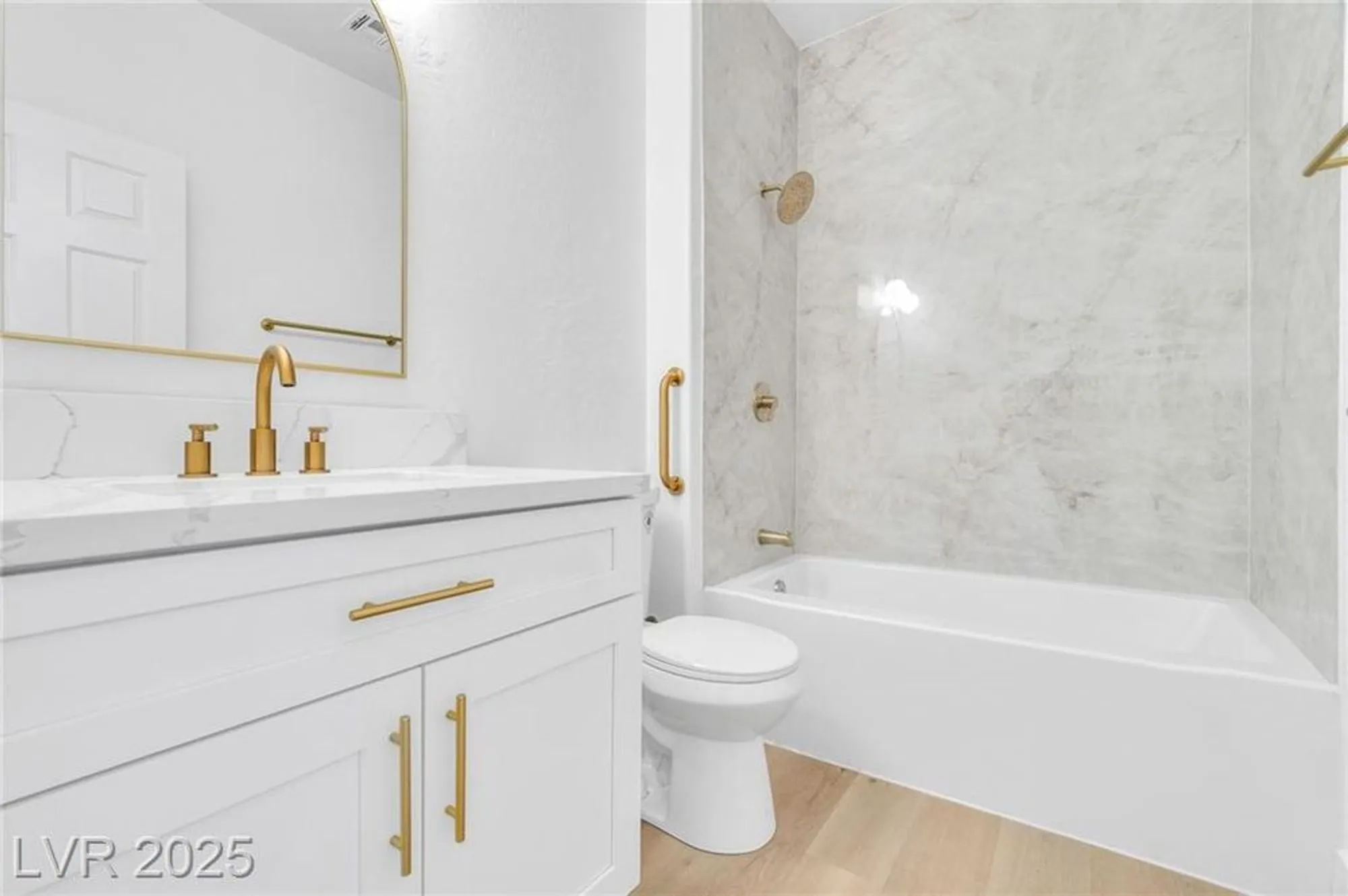 Property Slideshow image 20 of 32 | 3508 kittiwake rd, North Las Vegas, NV, 89084