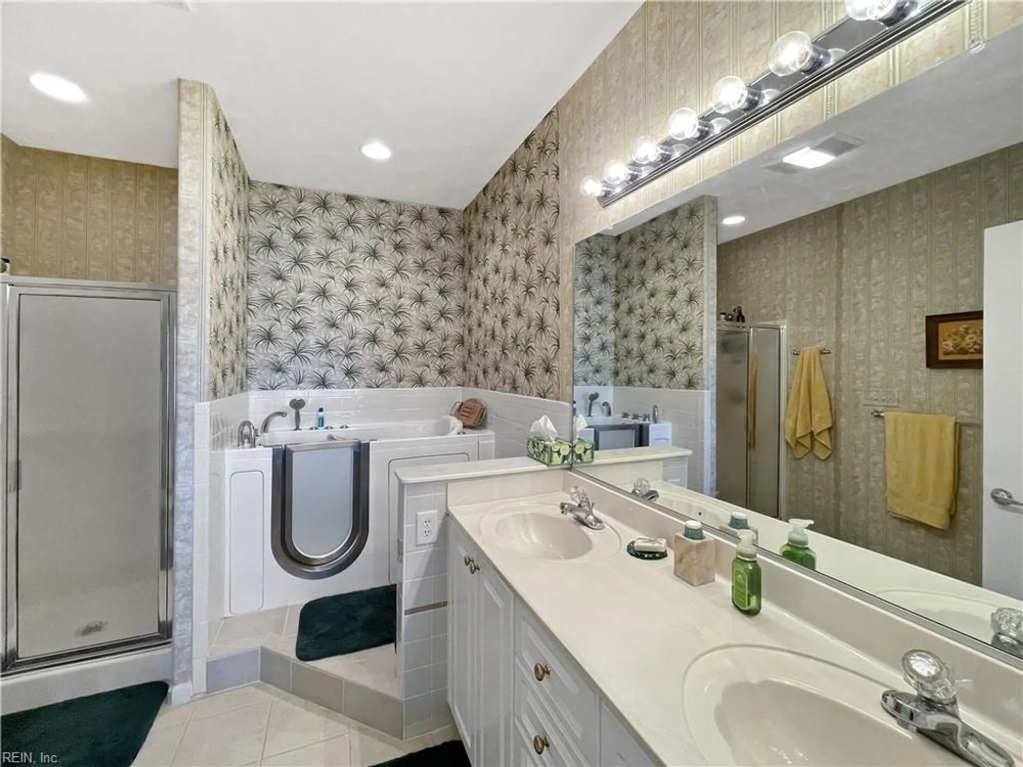 Property Slideshow image 17 of 25 | 2709 browning dr, Virginia Beach, VA, 23456