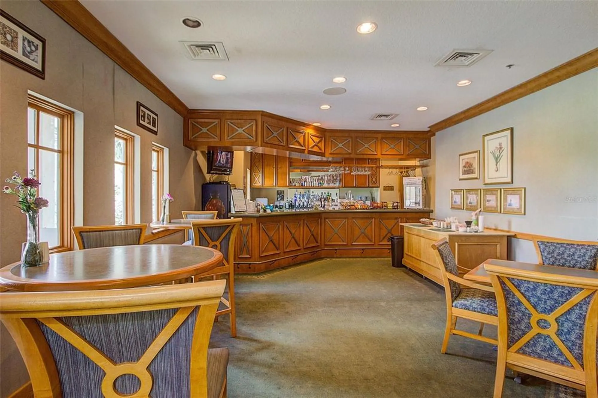 Property Slideshow image 33 of 38 | 6103 aviary ct, Bradenton, FL, 34203
