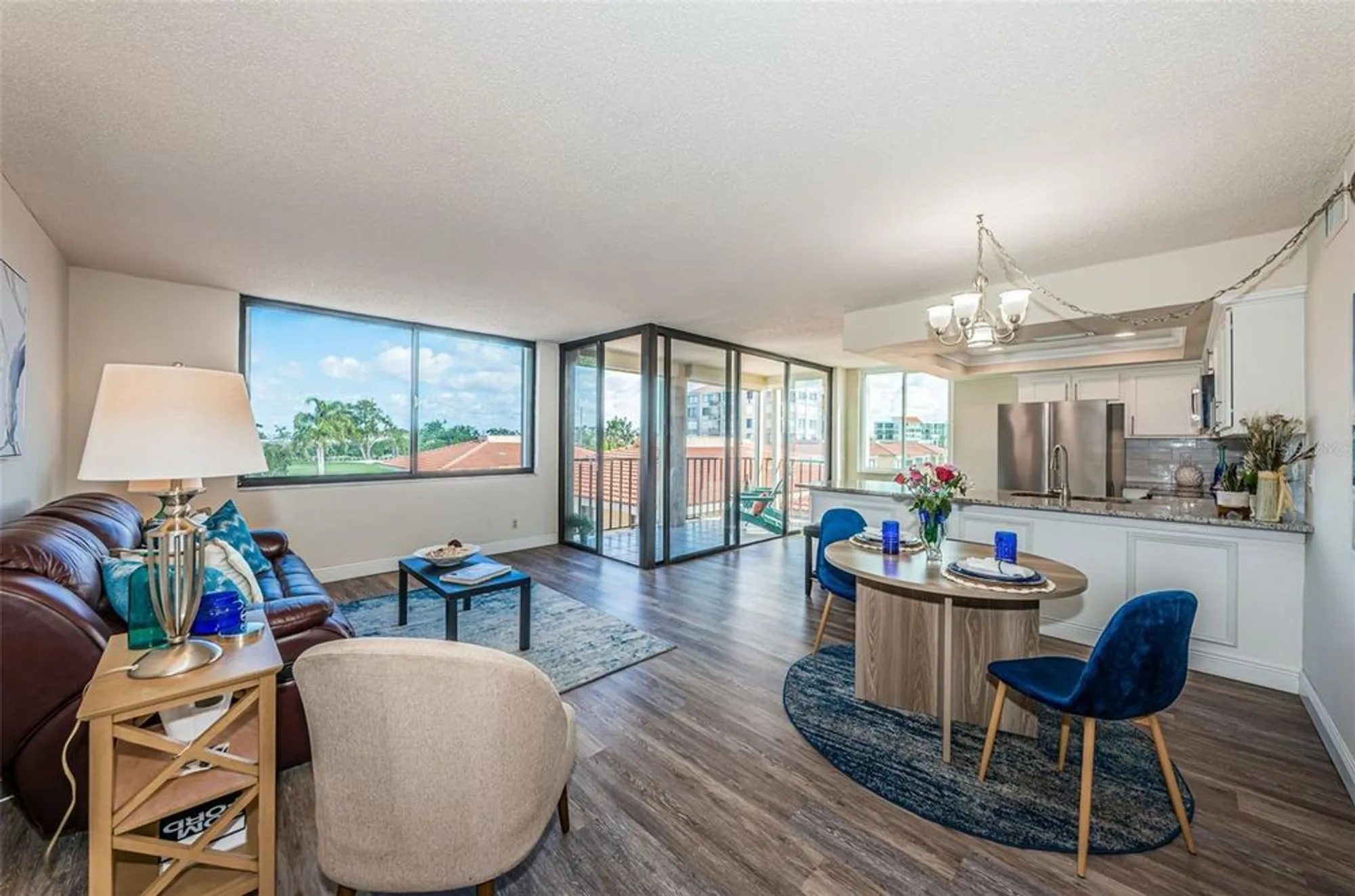 Property Slideshow image 4 of 62 | 6158 palma del mar blvd s apt 306, St Petersburg, FL, 33715