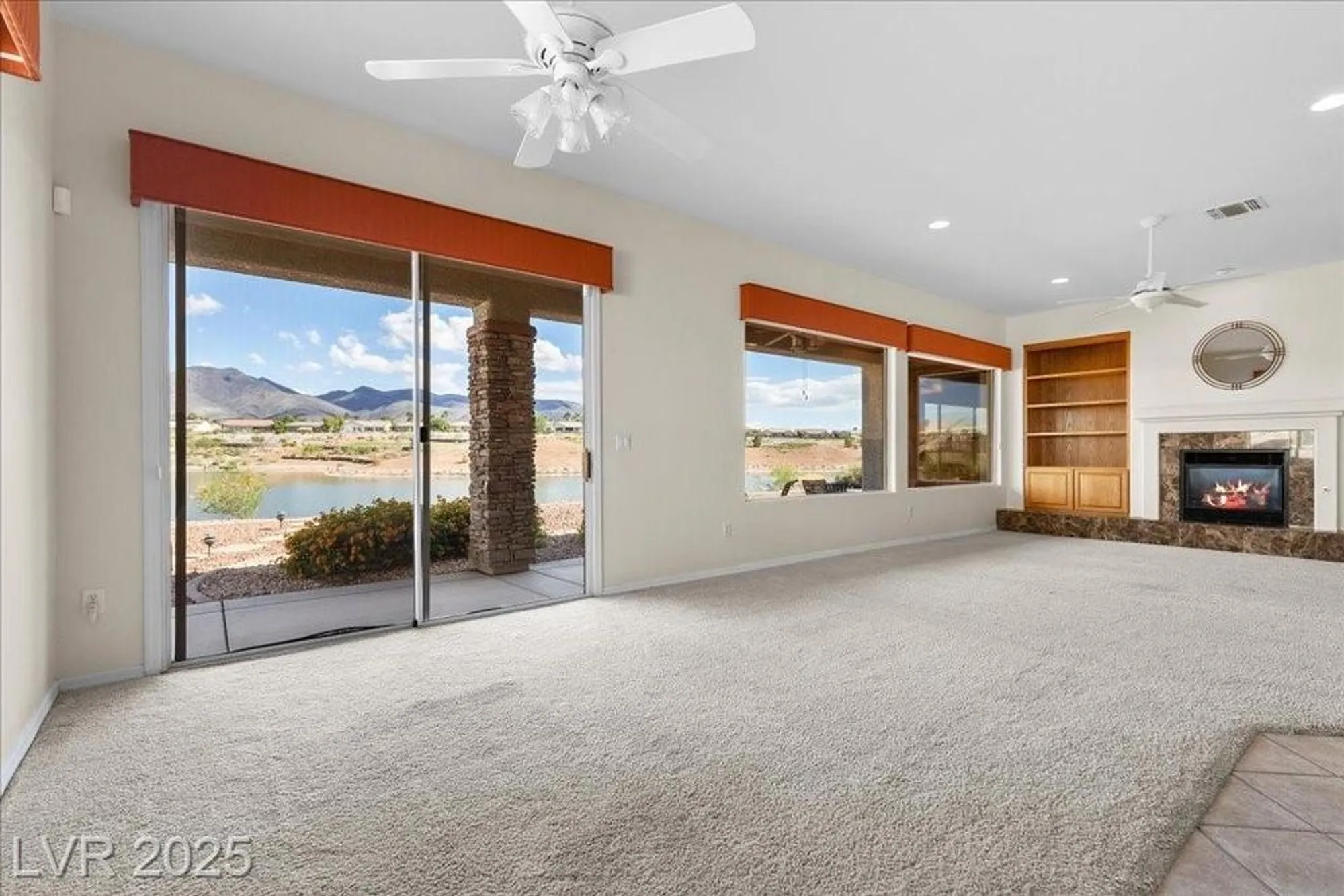 Property Slideshow image 10 of 45 | 2725 olivia heights ave, Henderson, NV, 89052