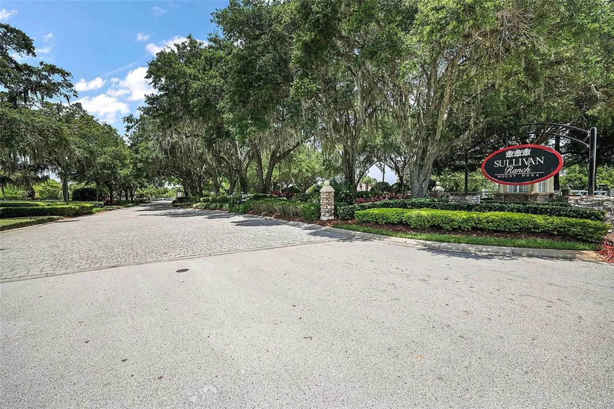 Property Slideshow image 32 of 37 | 20945 oldenburg loop, Mount Dora, FL, 32757