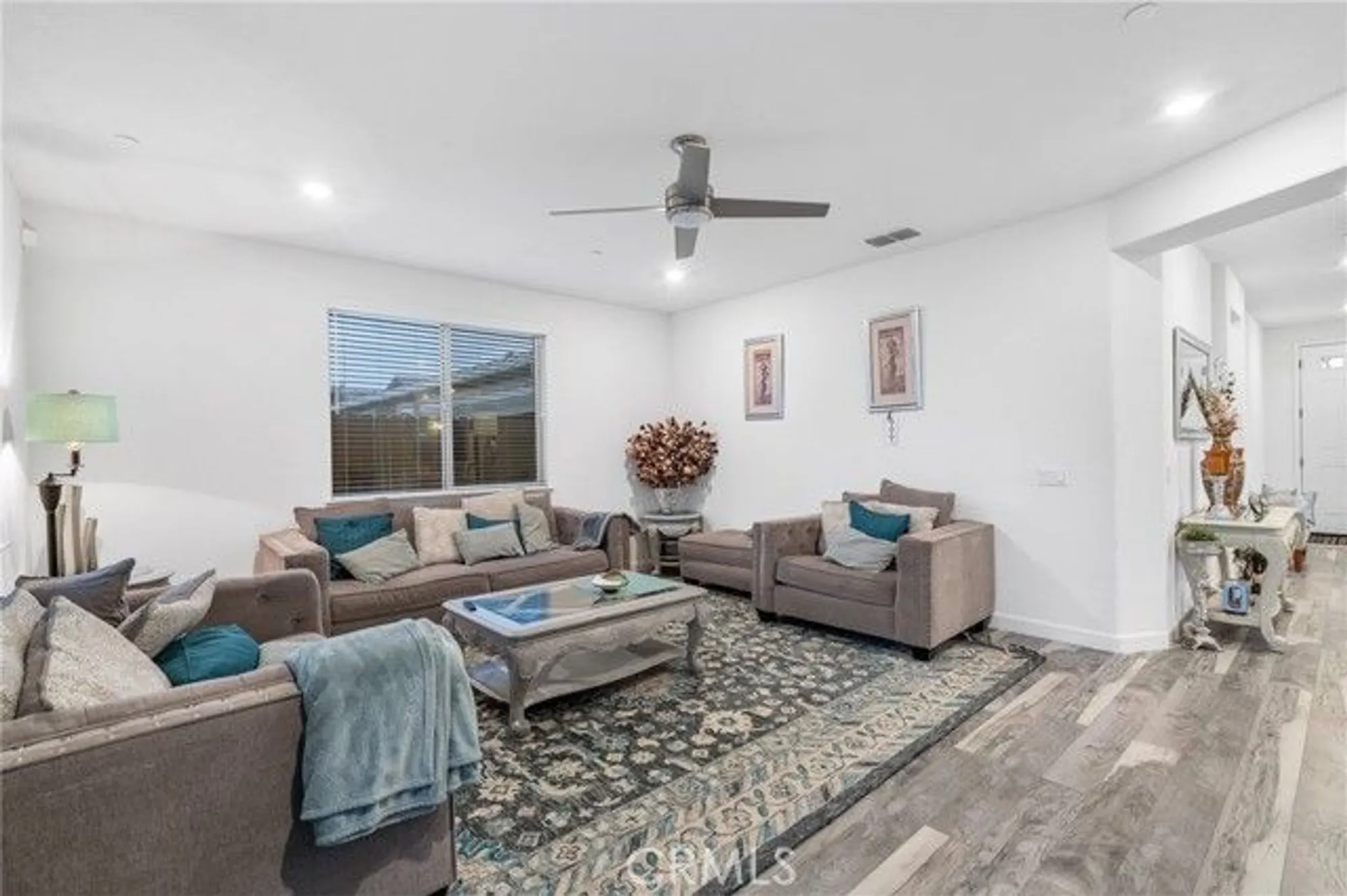 Property Slideshow image 36 of 40 | 9276 red thistle ct, Sacramento, CA, 95829