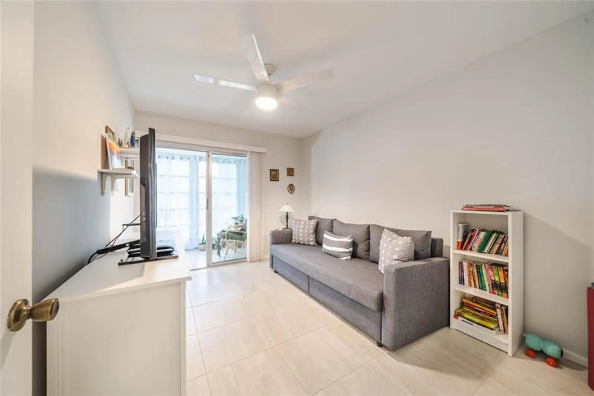 Property Slideshow image 20 of 37 | 458 tilford u # 458, Deerfield Beach, FL, 33442