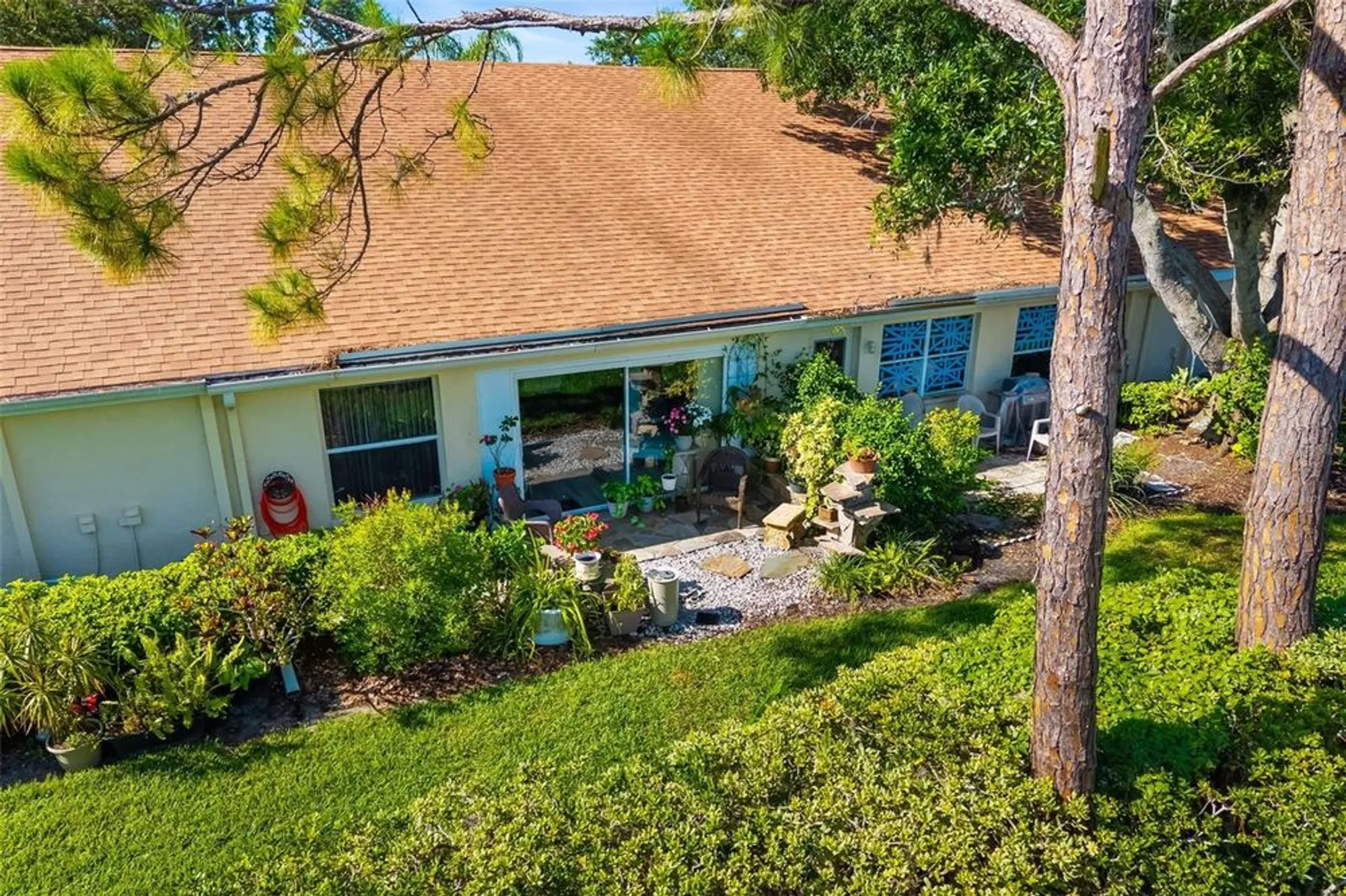 Property Slideshow image 38 of 76 | 2411 new haven cir 70, Sun City Center, FL, 33573