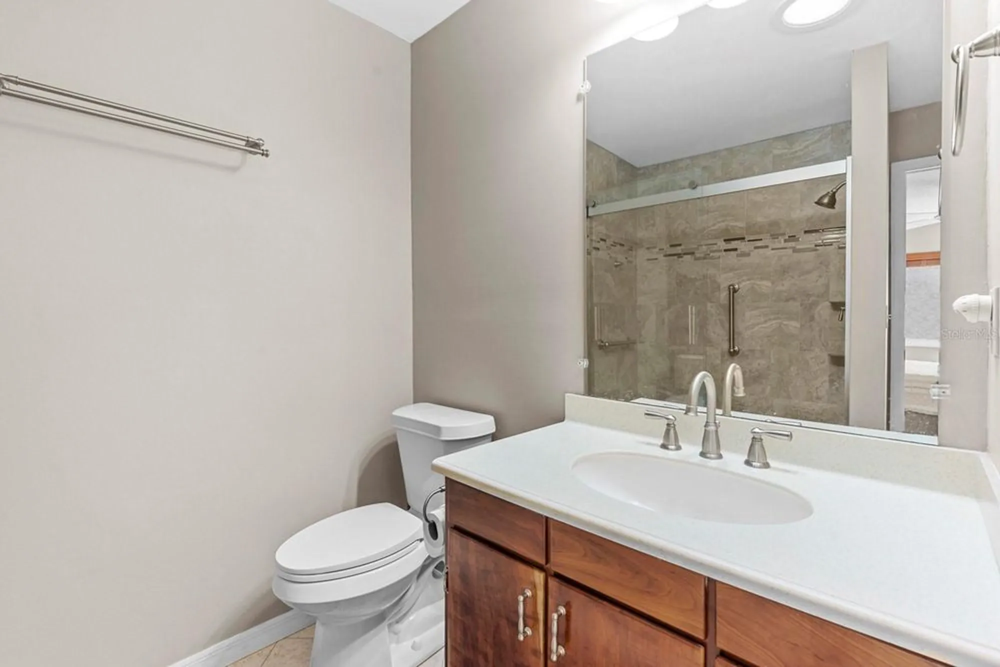 Property Slideshow image 21 of 43 | 302 stroll ln, Sun City Center, FL, 33573