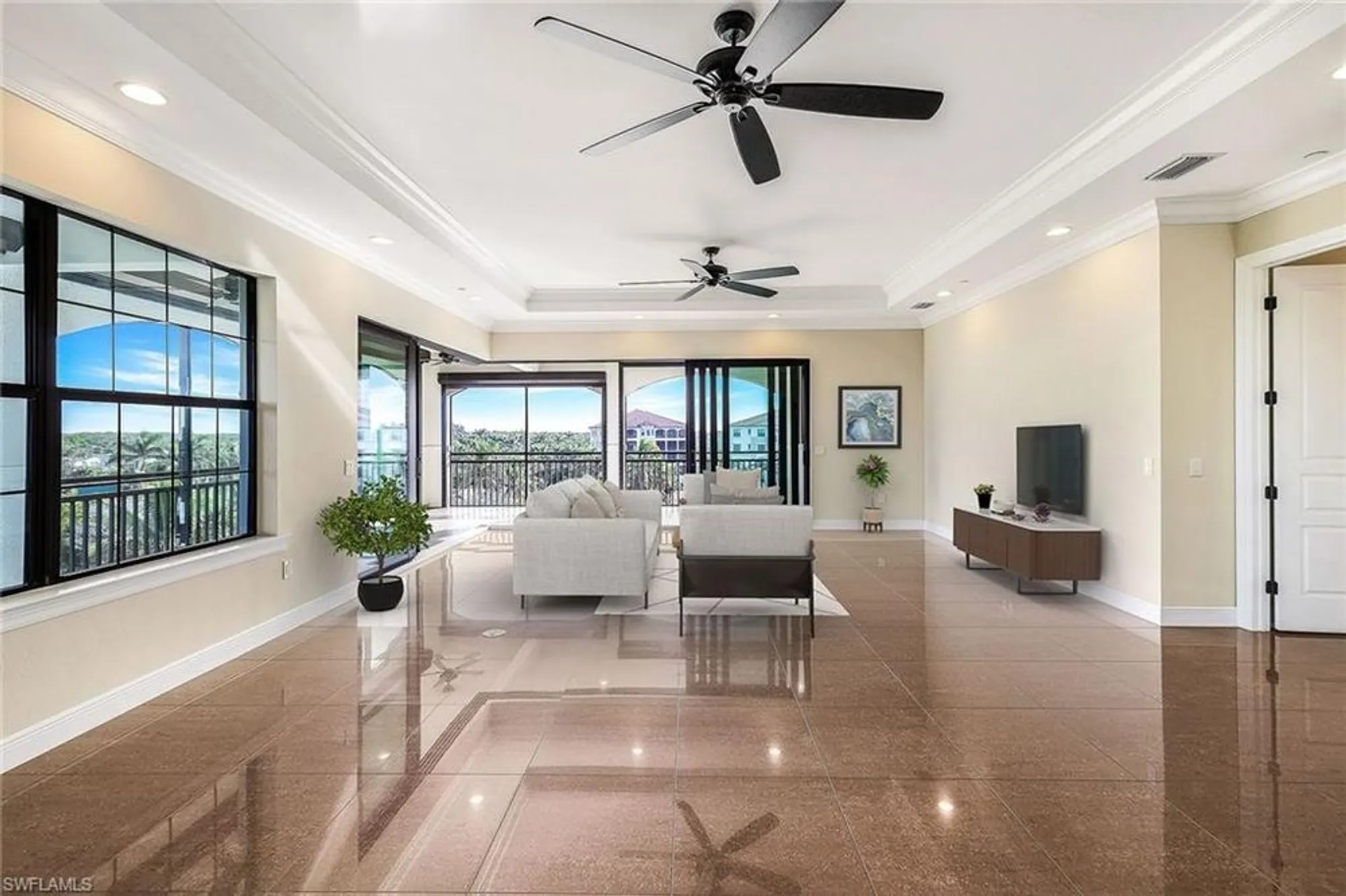 Property Slideshow image 4 of 49 | 4780 via del corso ln 402, Bonita Springs, FL, 34134