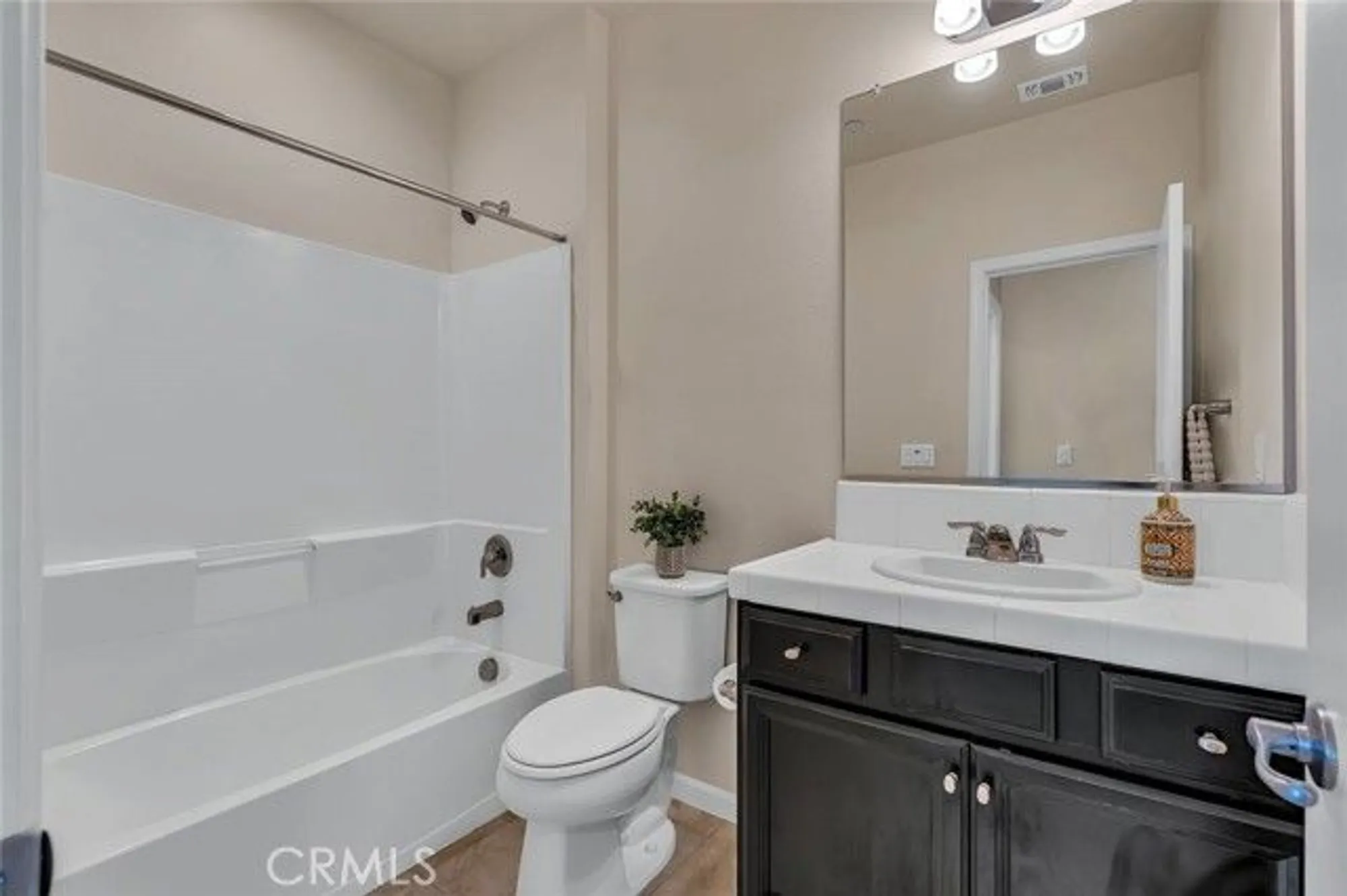 Property Slideshow image 14 of 42 | 860 fritz dr, Los Banos, CA, 93635