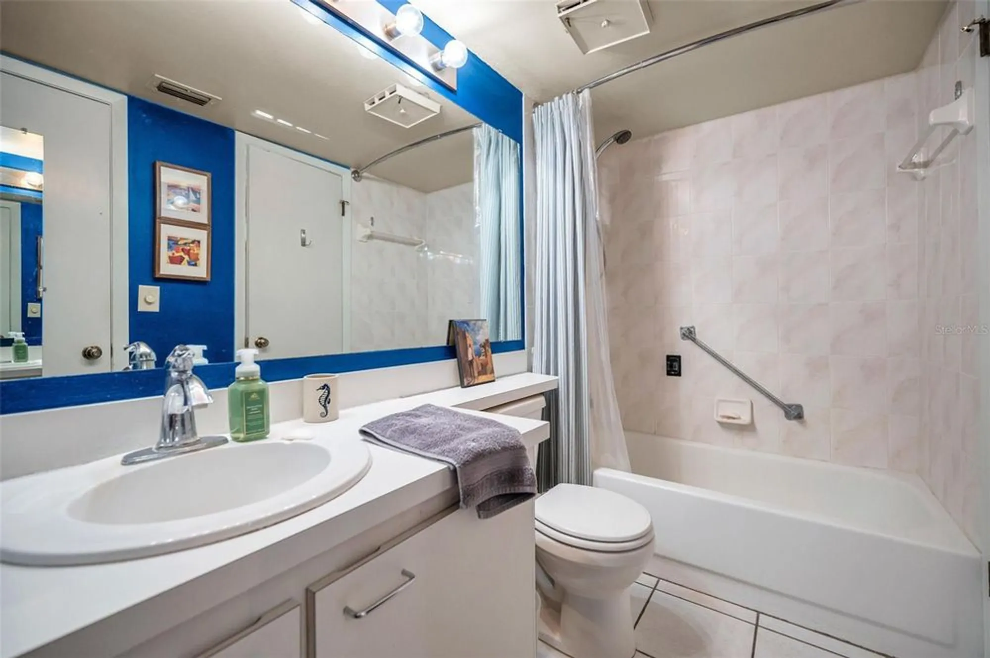 Property Slideshow image 32 of 63 | 2642 pine ridge way d2, Palm Harbor, FL, 34684