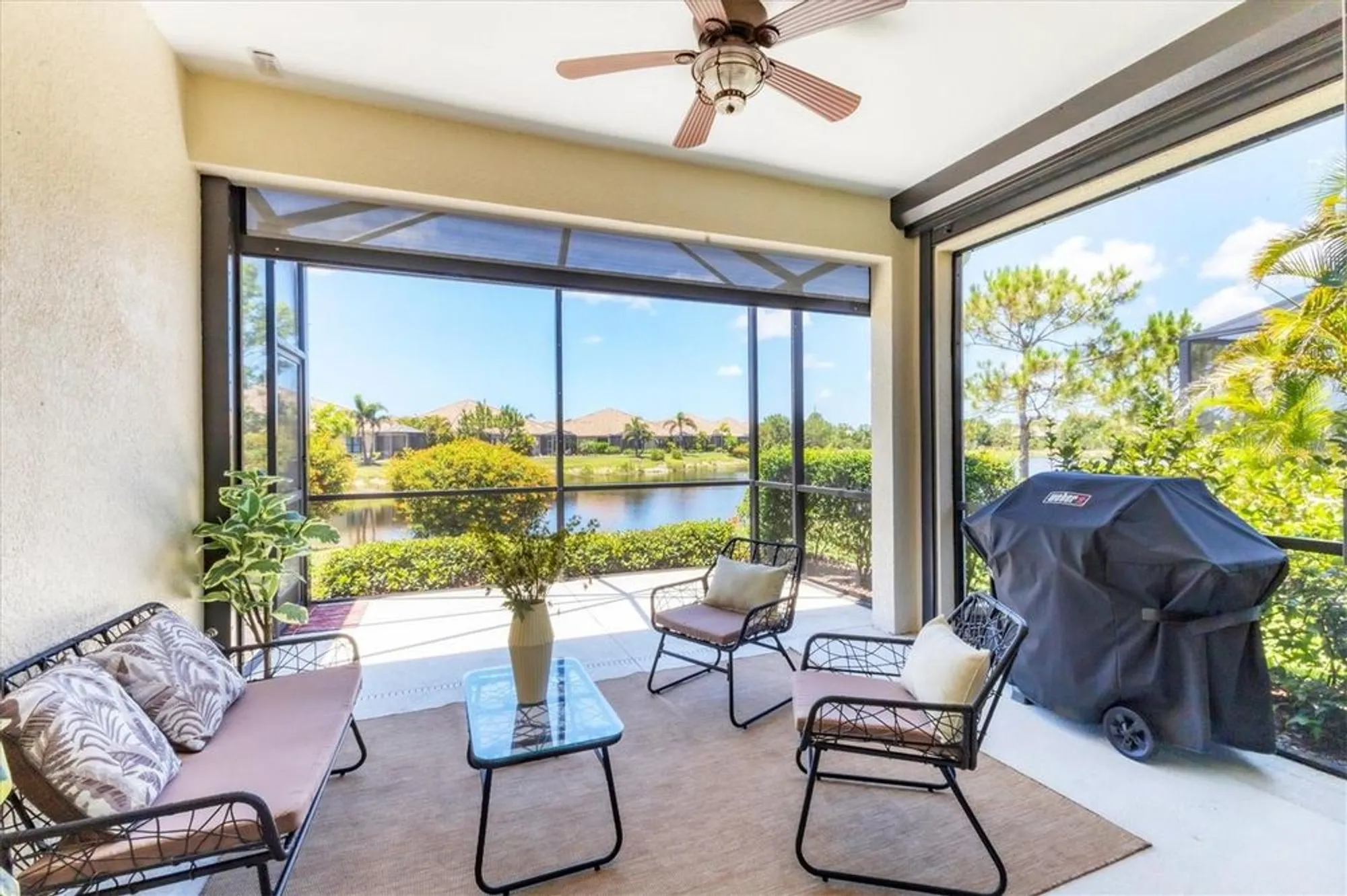 Property Slideshow image 26 of 55 | 21649 avon park ct, Venice, FL, 34293