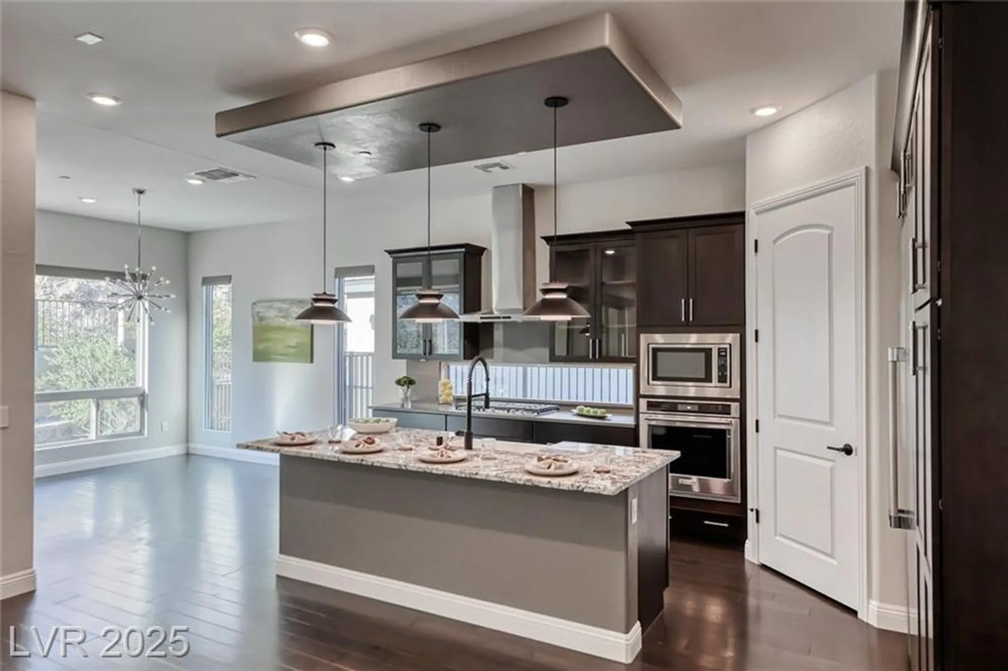 Property Slideshow image 14 of 72 | 125 mirage view dr, Henderson, NV, 89011