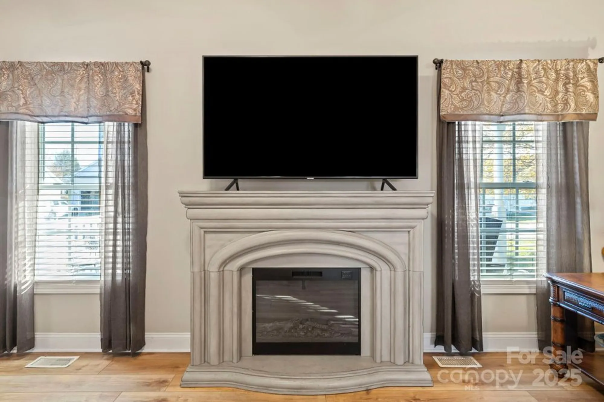 Property Slideshow image 20 of 48 | 494 riverwind dr, Hendersonville, NC, 28739