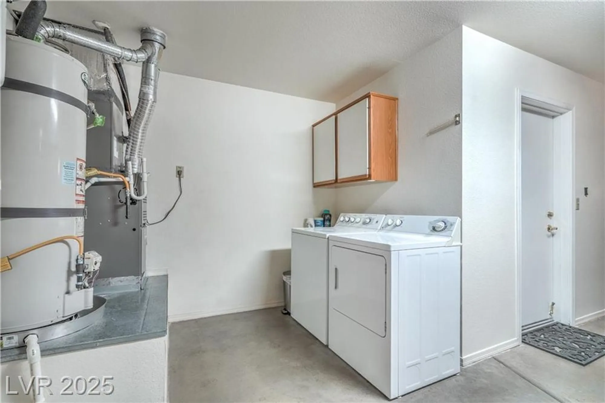 Property Slideshow image 28 of 34 | 8509 festival dr, Las Vegas, NV, 89134