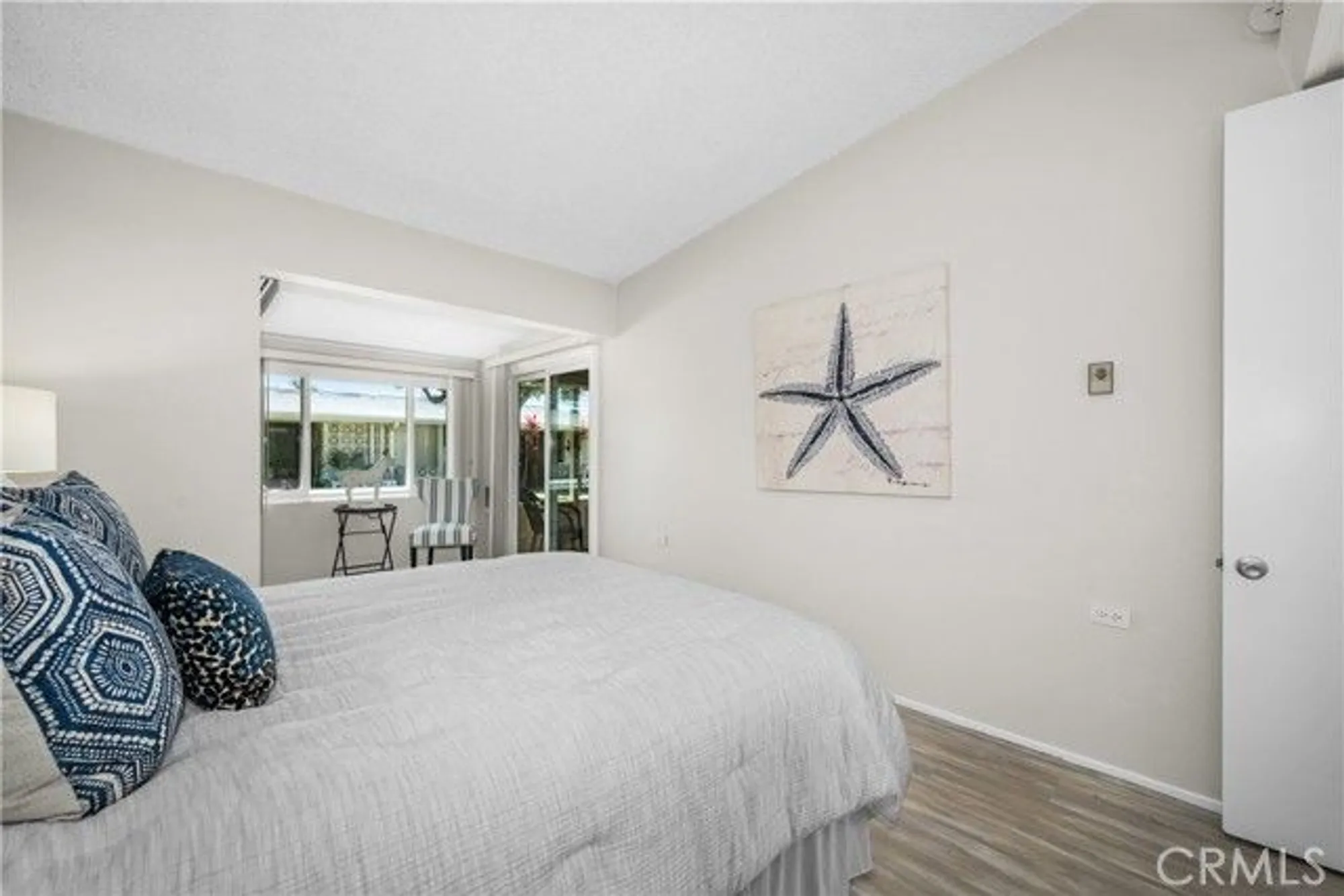 Property Slideshow image 27 of 38 | 13311 del monte dr apt 32d, Seal Beach, CA, 90740