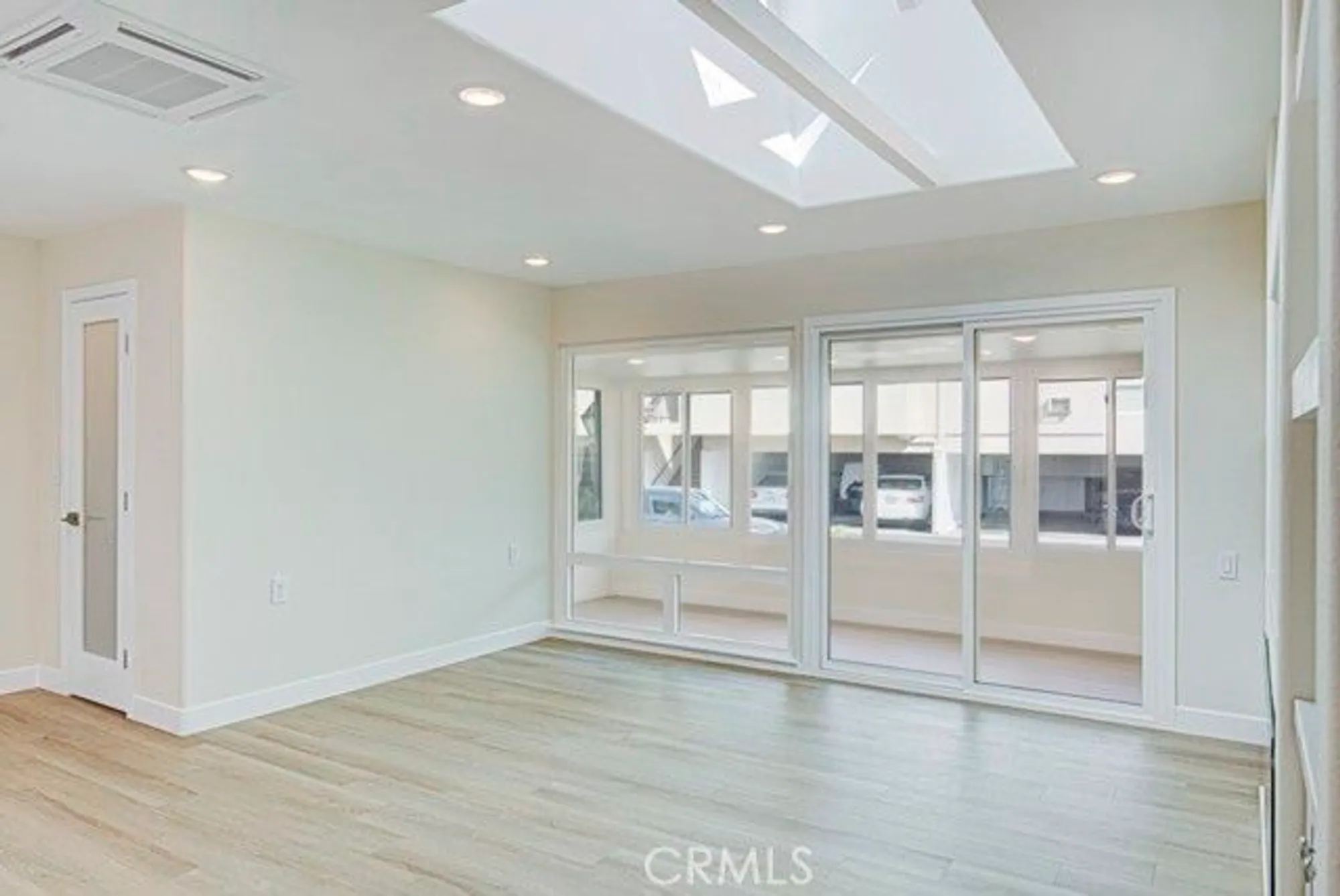 Property Slideshow image 10 of 40 | 2171 via mariposa e q, Laguna Woods, CA, 92637