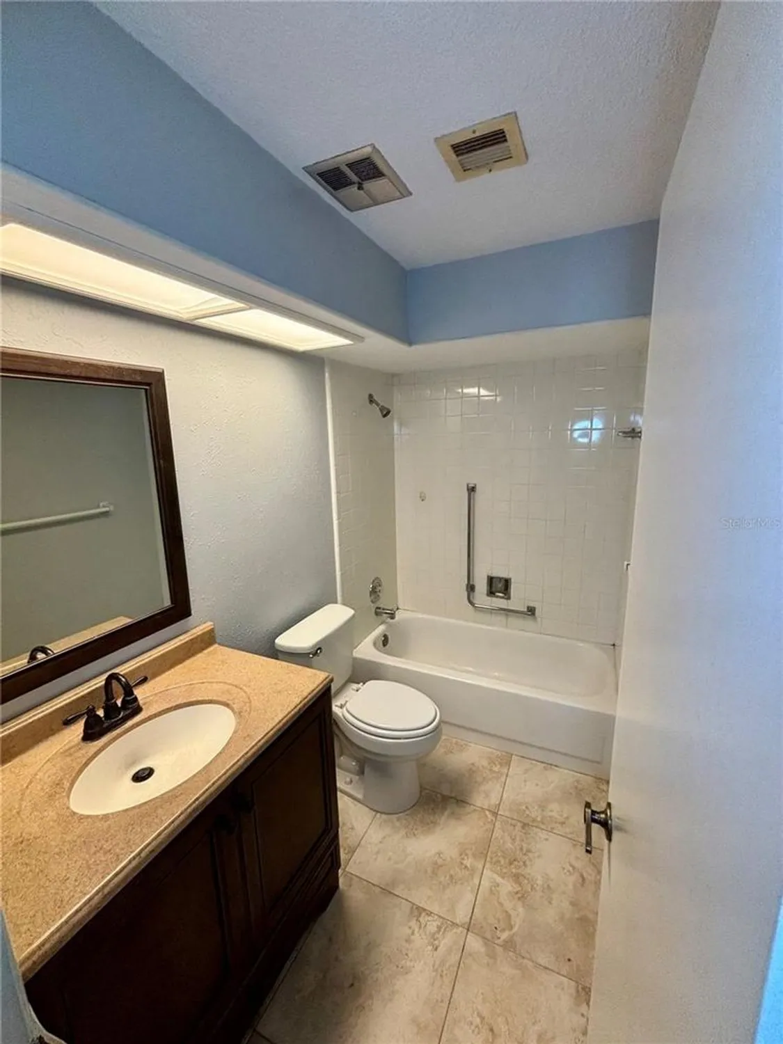 Property Slideshow image 15 of 31 | 8131 braddock cir 1, Port Richey, FL, 34668