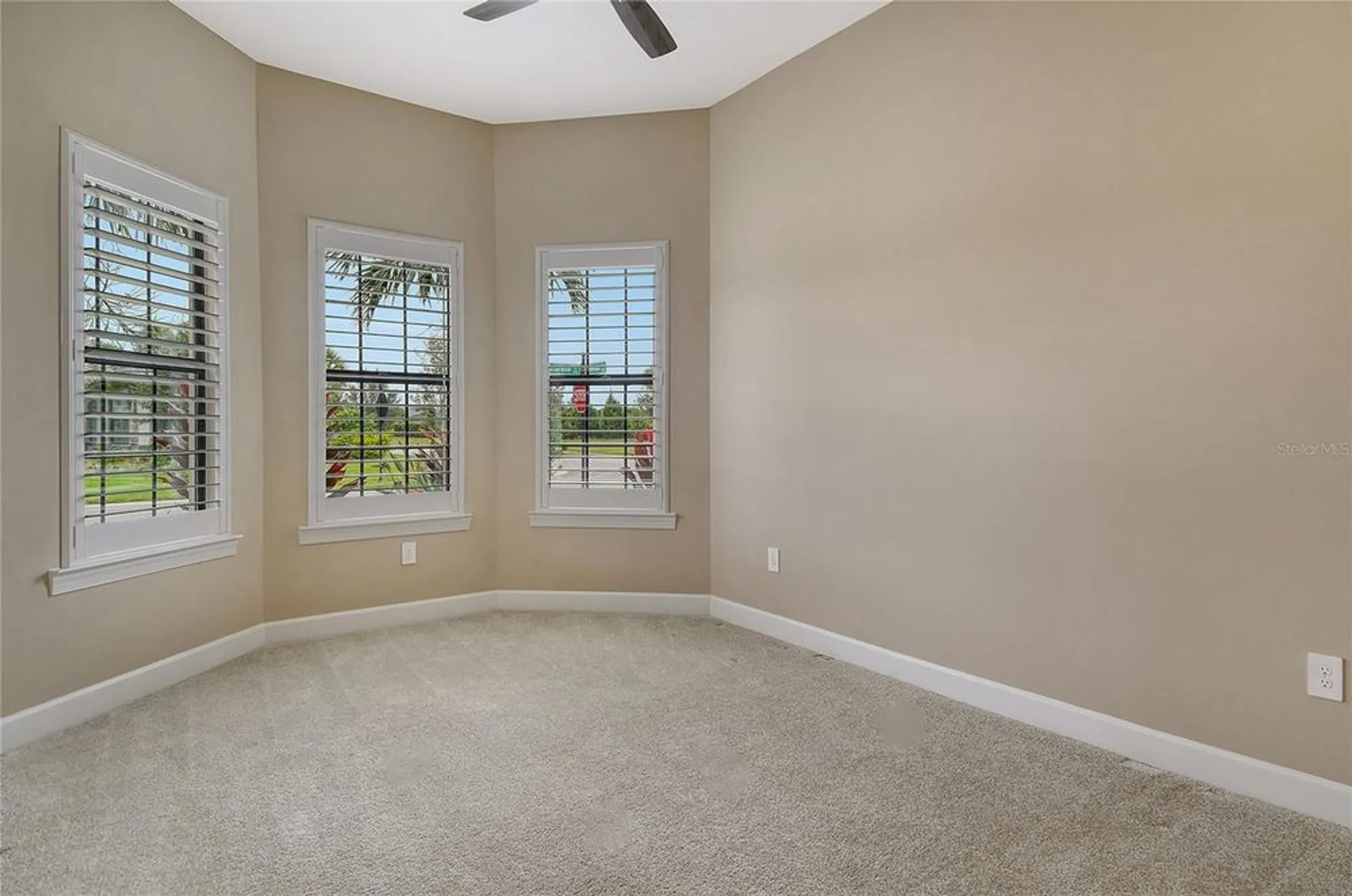 Property Slideshow image 30 of 72 | 17905 waterville pl, Bradenton, FL, 34202