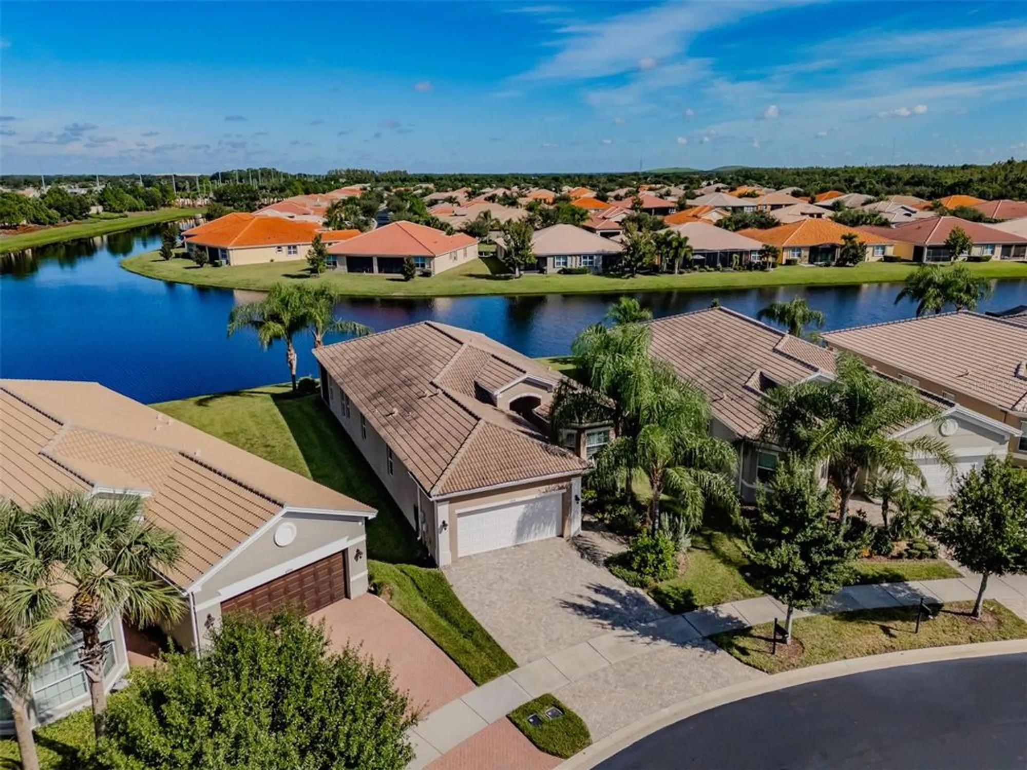 Property Slideshow image 43 of 87 | 4938 grand banks dr, Wimauma, FL, 33598