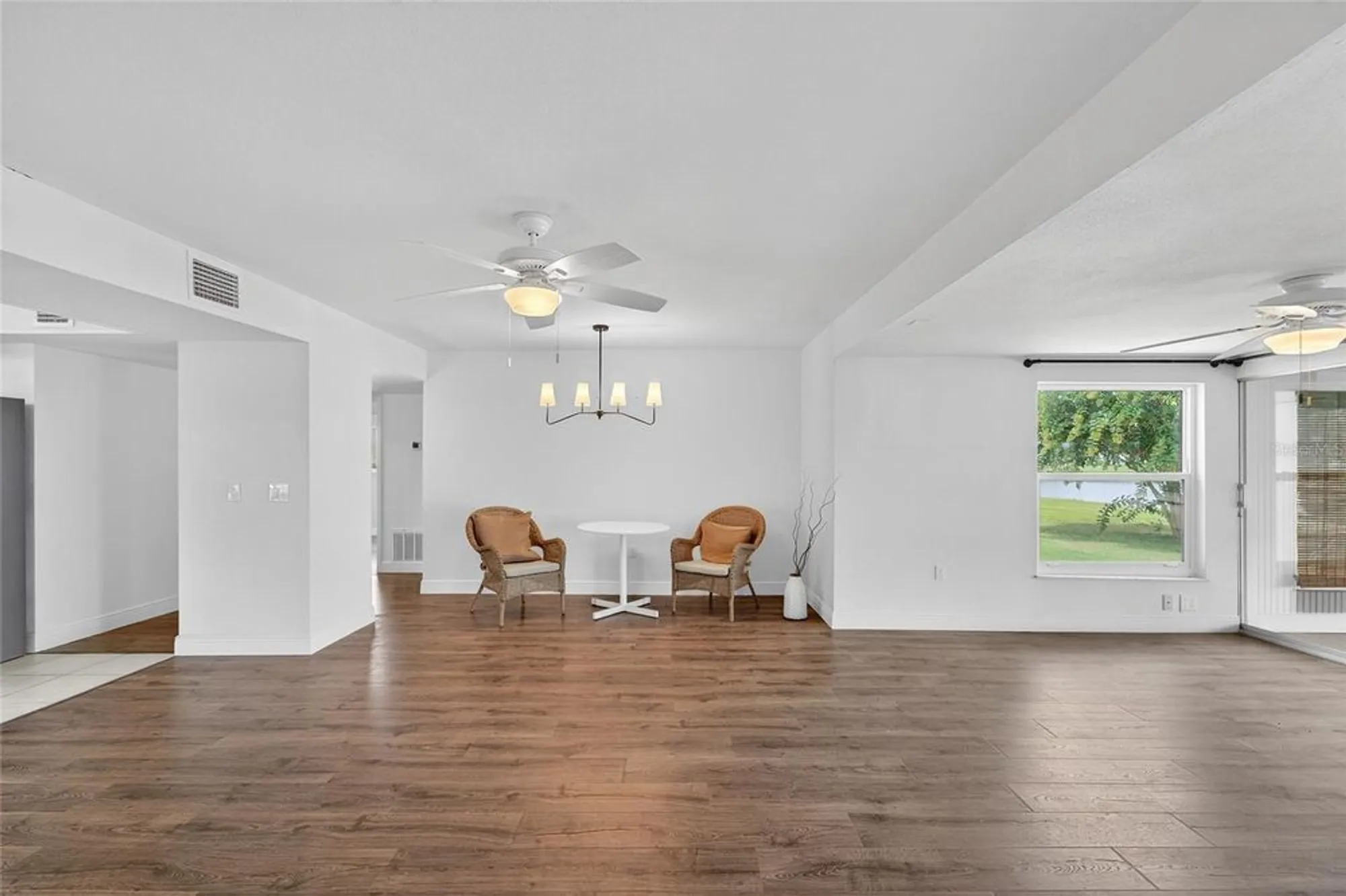 Property Slideshow image 17 of 68 | 1012 augusta dr, Sun City Center, FL, 33573