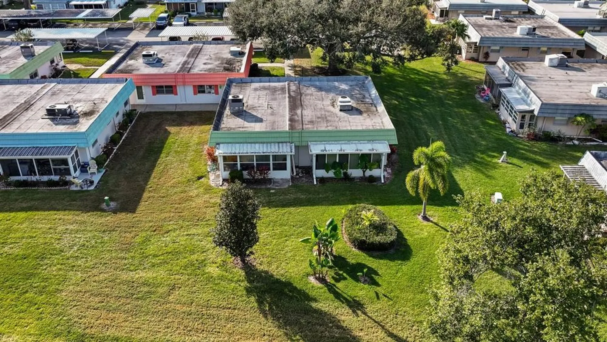 Property Slideshow image 61 of 63 | 1802 bedford ln 2, Sun City Center, FL, 33573