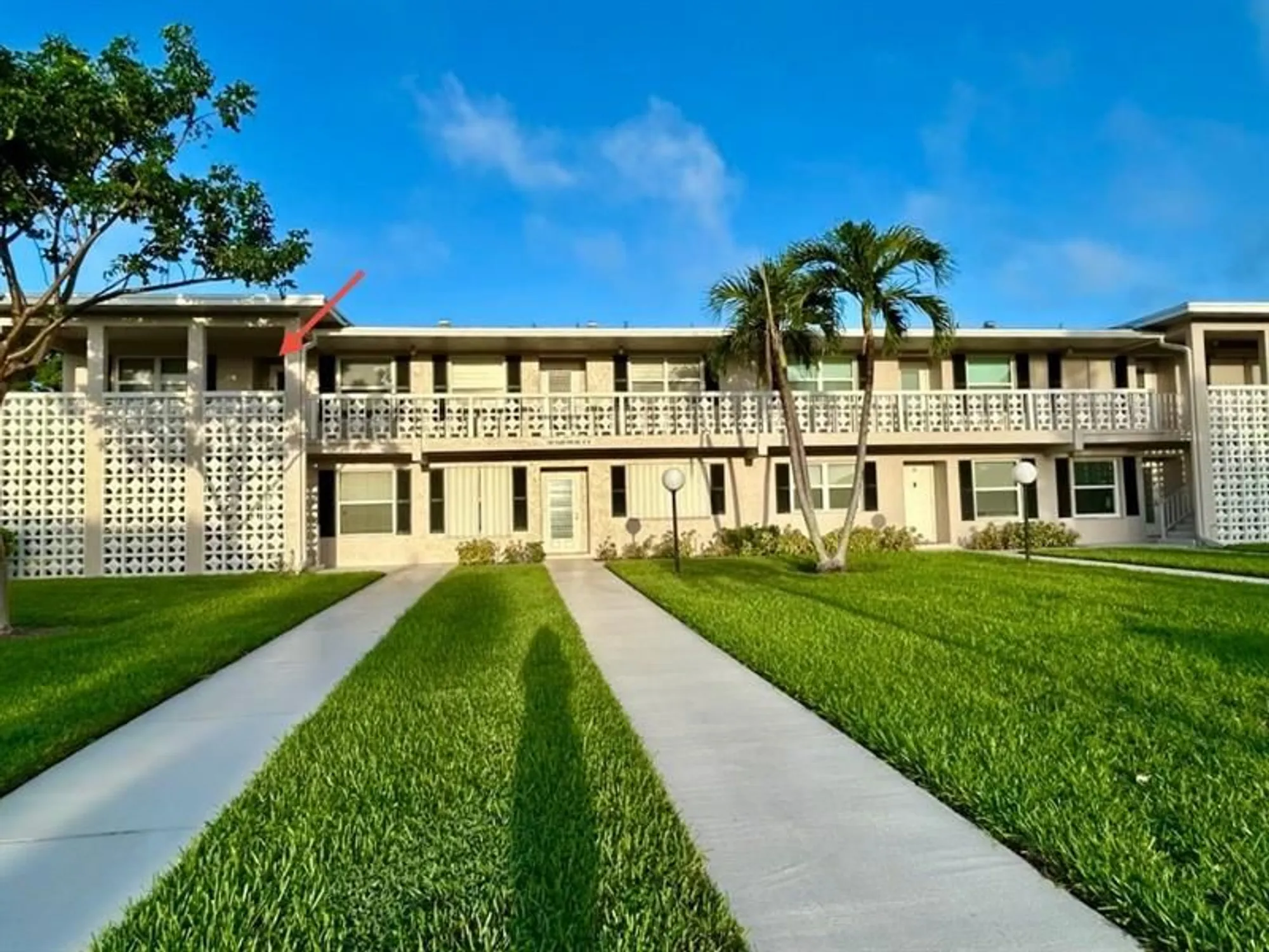 Property Slideshow image 4 of 32 | 1001 flame vine ave apt 201, Delray Beach, FL, 33445