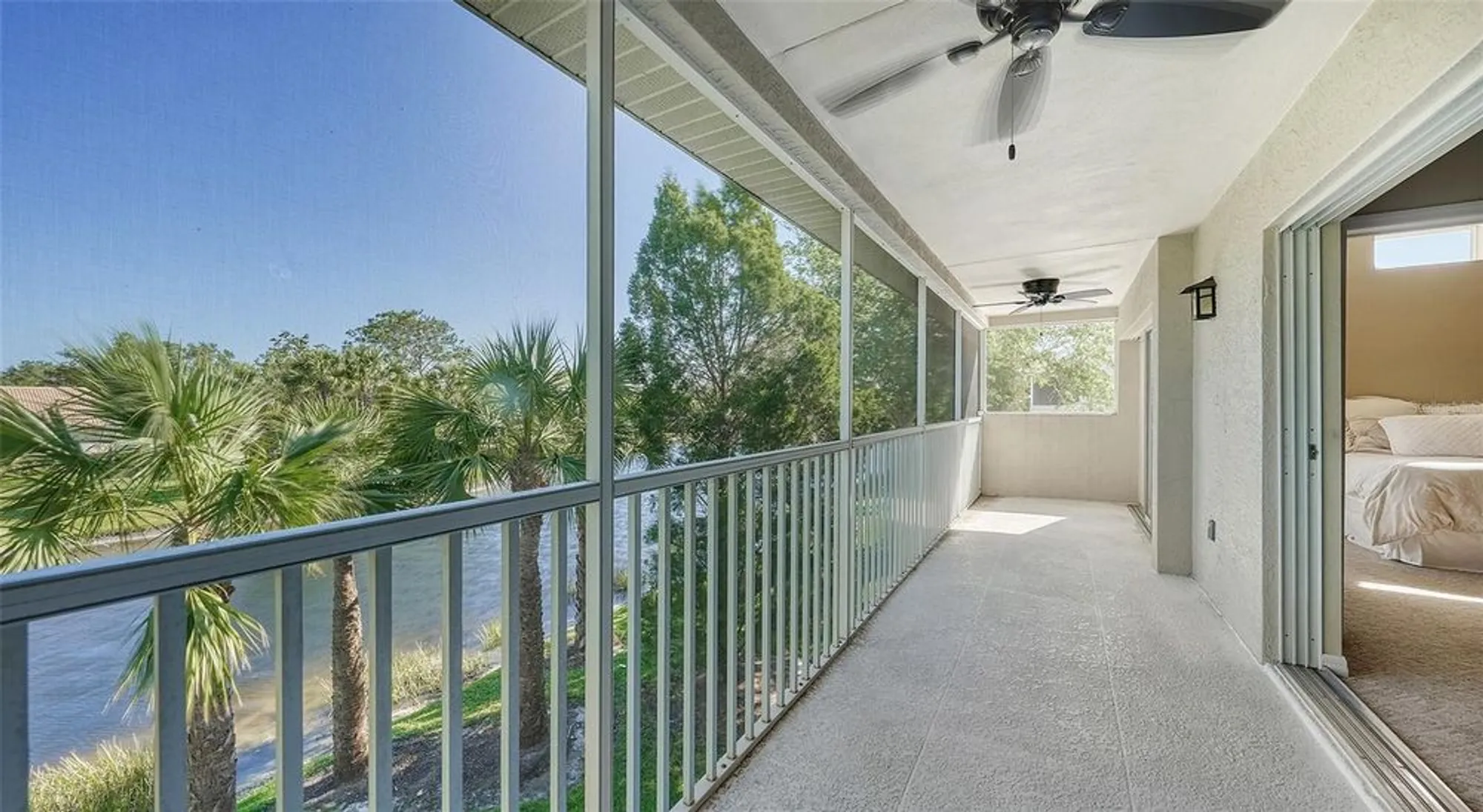 Property Slideshow image 10 of 59 | 7609 sweetbay cir # 7609, Bradenton, FL, 34203