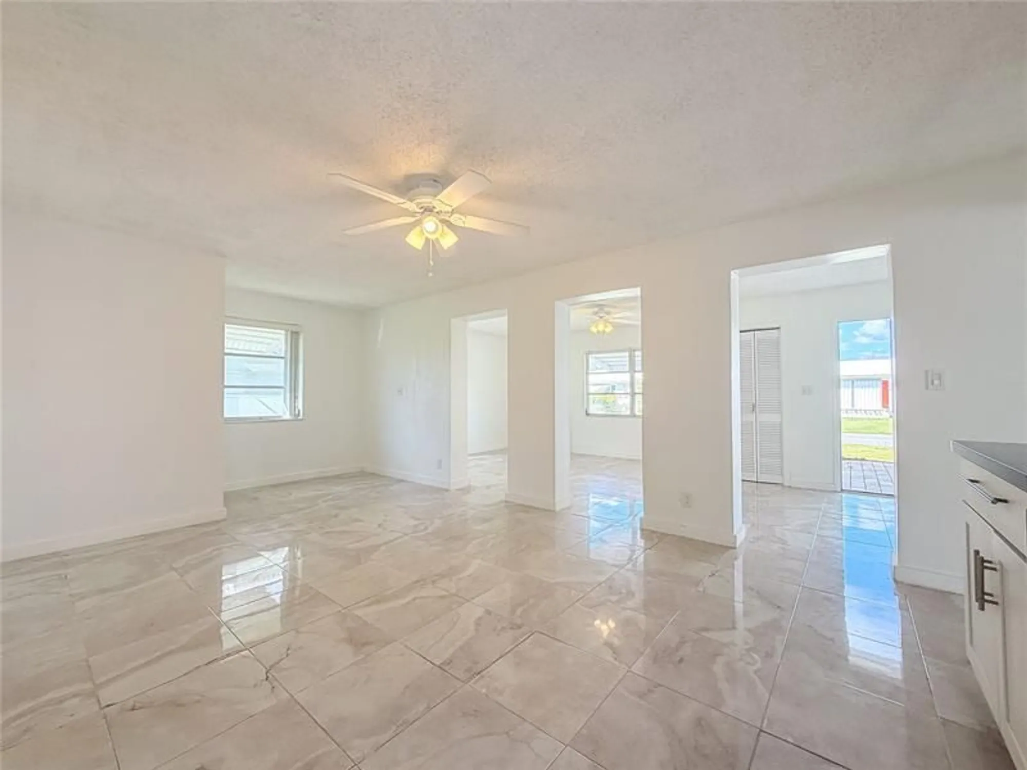Property Slideshow image 8 of 17 | 340 nw 25th ct, Pompano Beach, FL, 33064