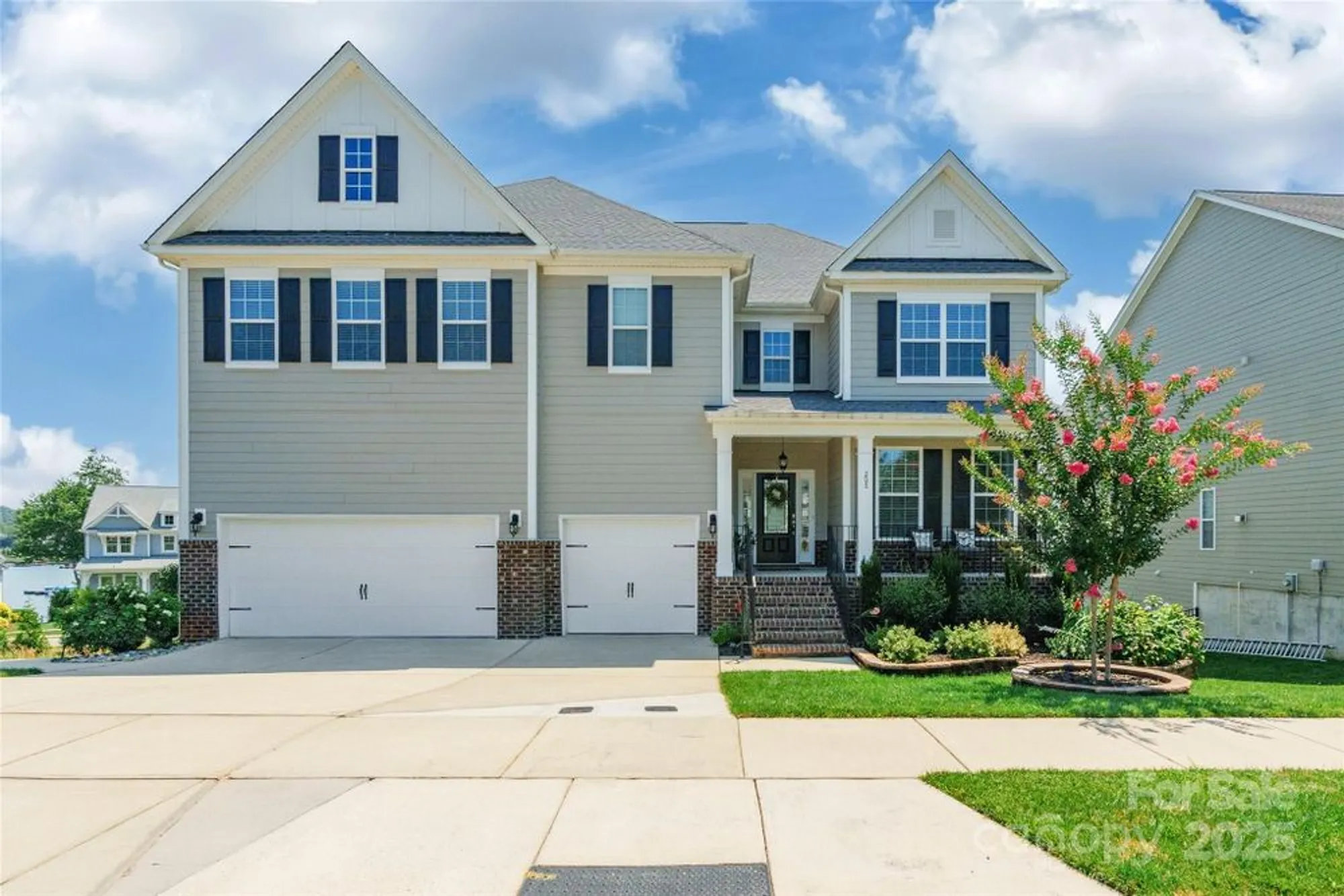 Property Slideshow image 1 of 46 | 208 canoe pole ln, Mooresville, NC, 28117