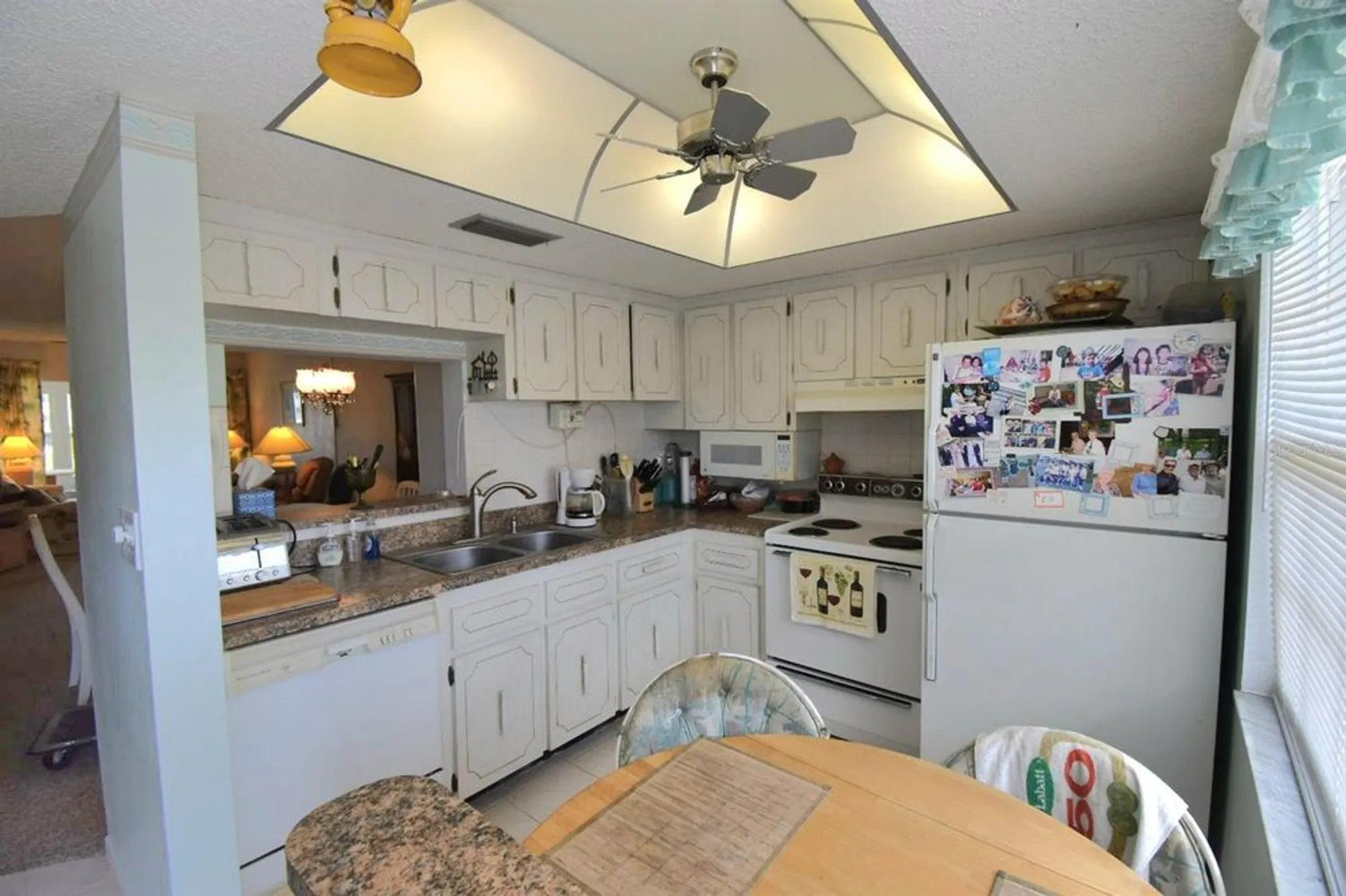 Property Slideshow image 9 of 27 | 960 virginia st 205, Dunedin, FL, 34698