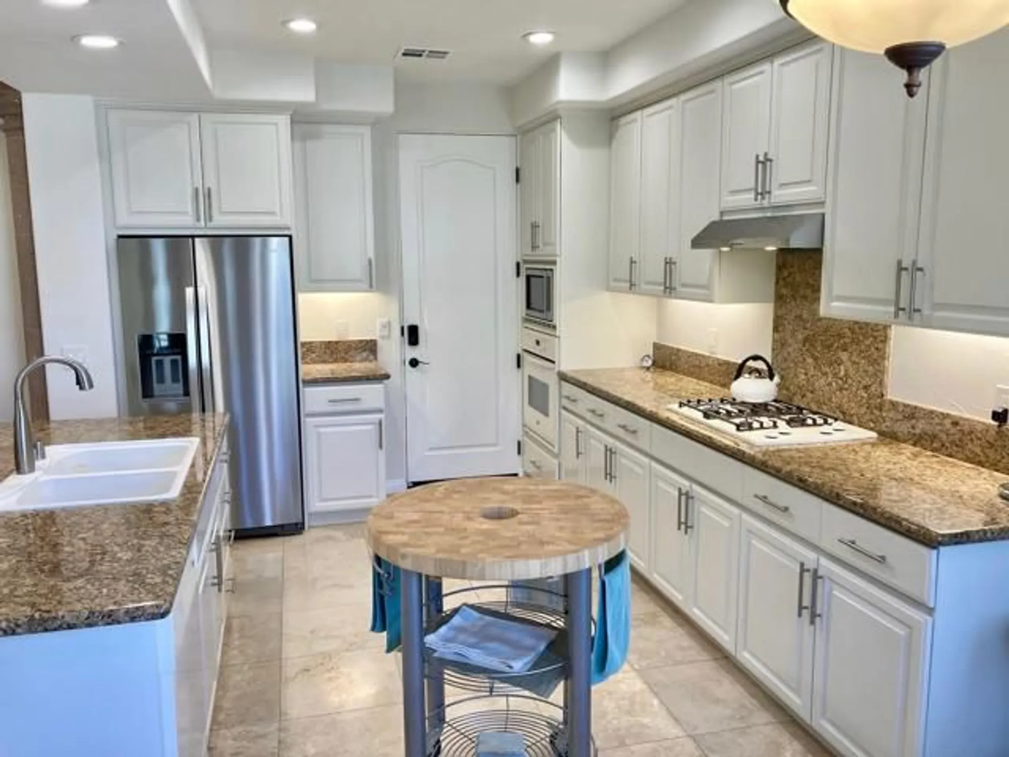 Property Slideshow image 12 of 61 | 308 piazza roma, Palm Desert, CA, 92260