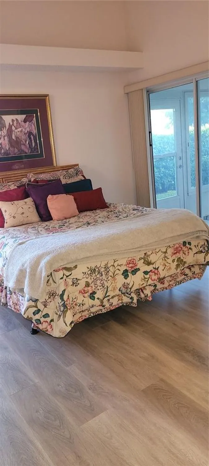 Property Slideshow image 16 of 22 | 4051 capland ave, Clermont, FL, 34711