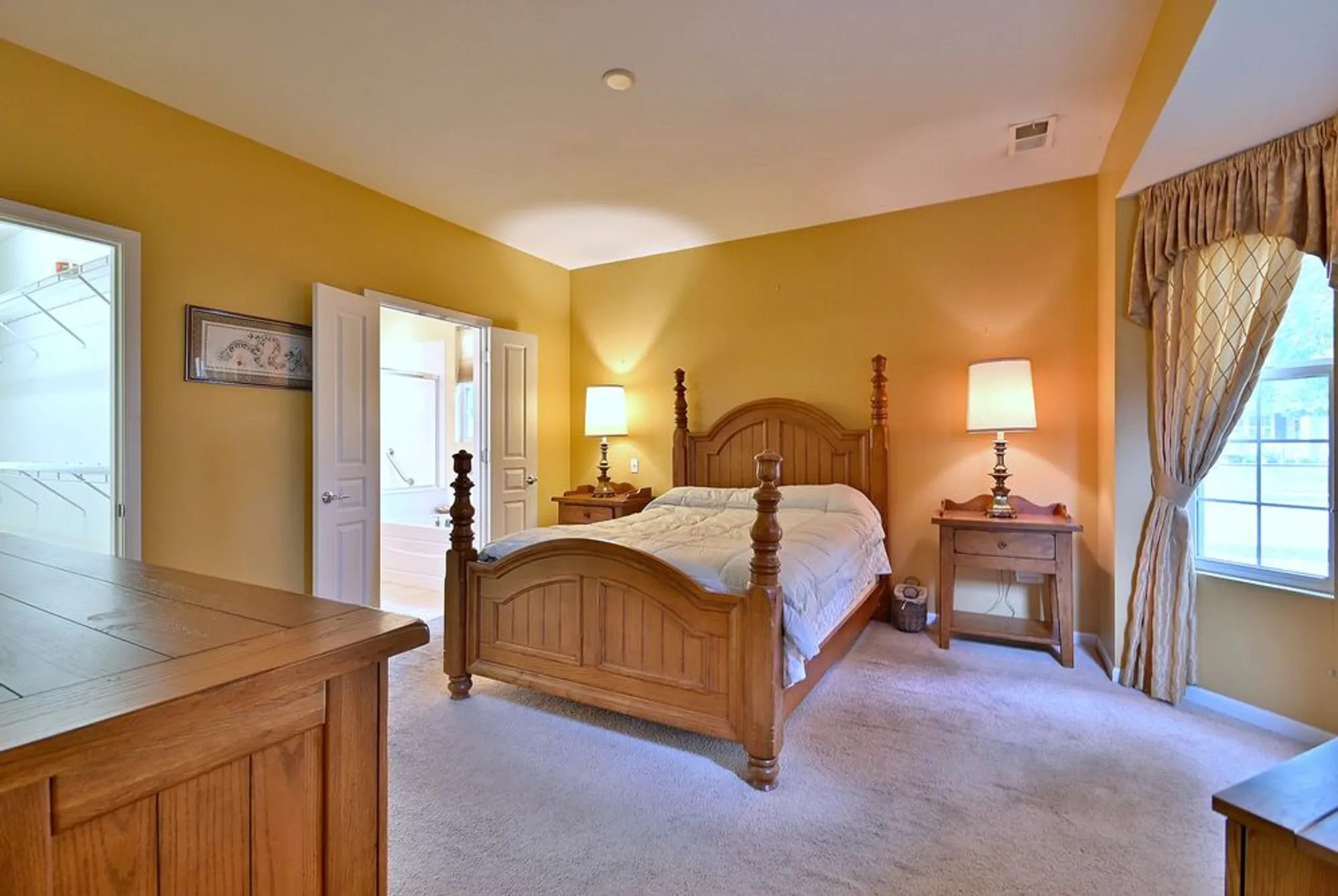 Property Slideshow image 20 of 36 | 2832 beacon point cir, Elgin, IL, 60124